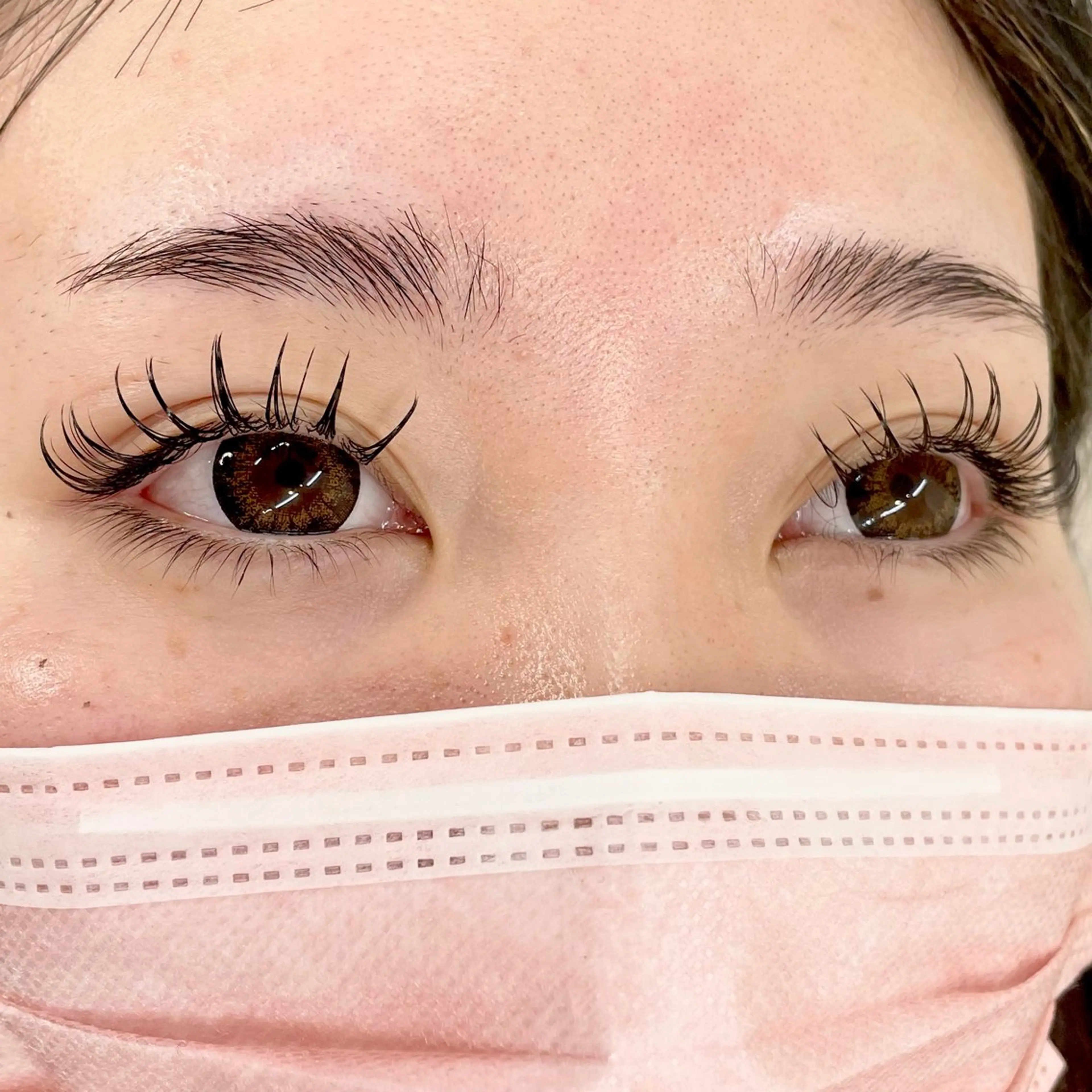 マツエク・マツパ 付け放題 マツエク ayumi/似合わせ トレンド/束間🪽の眉毛・アイブロウイメージ