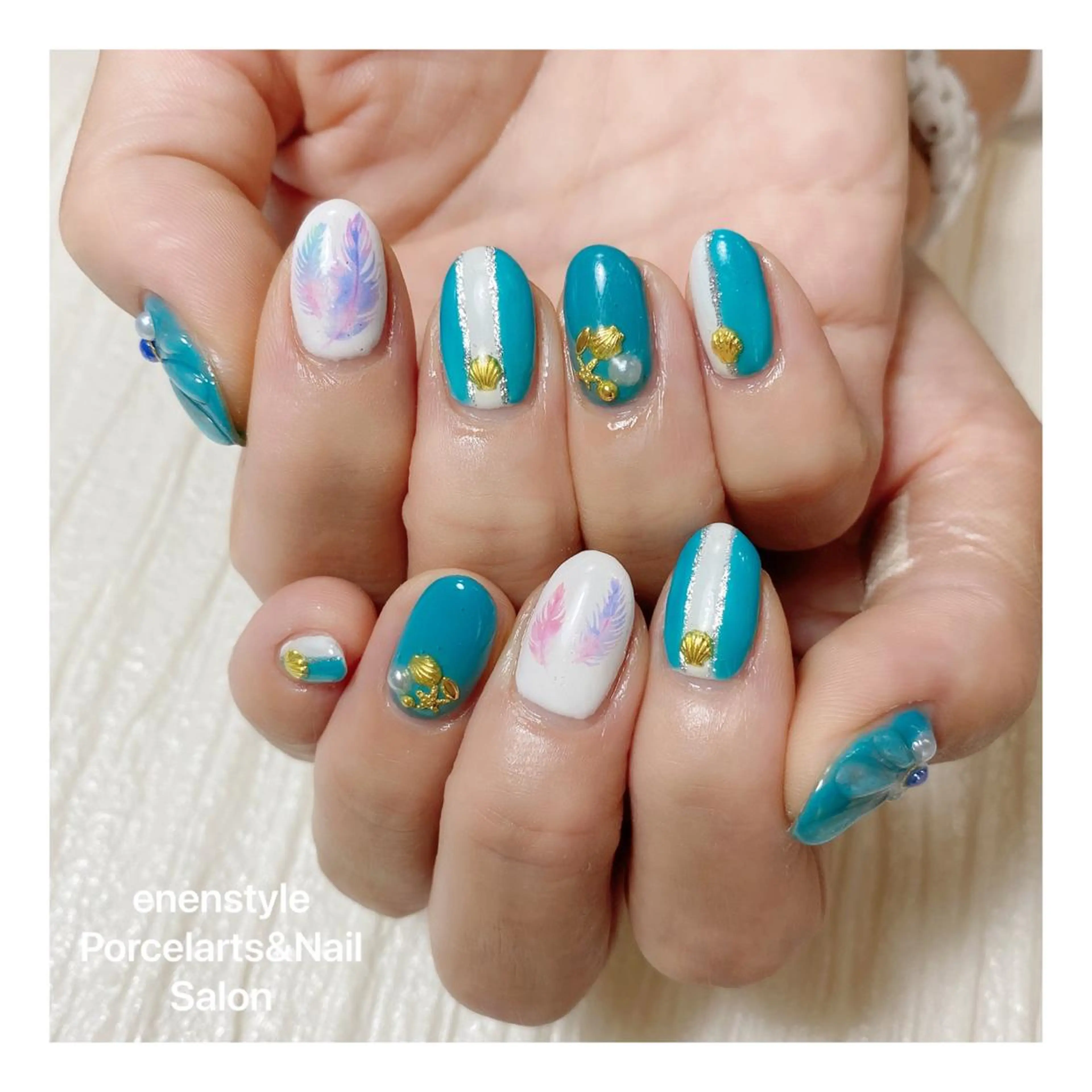 ミディアム ネイル ハンドネイル 👑enen style👑のネイルデザイン