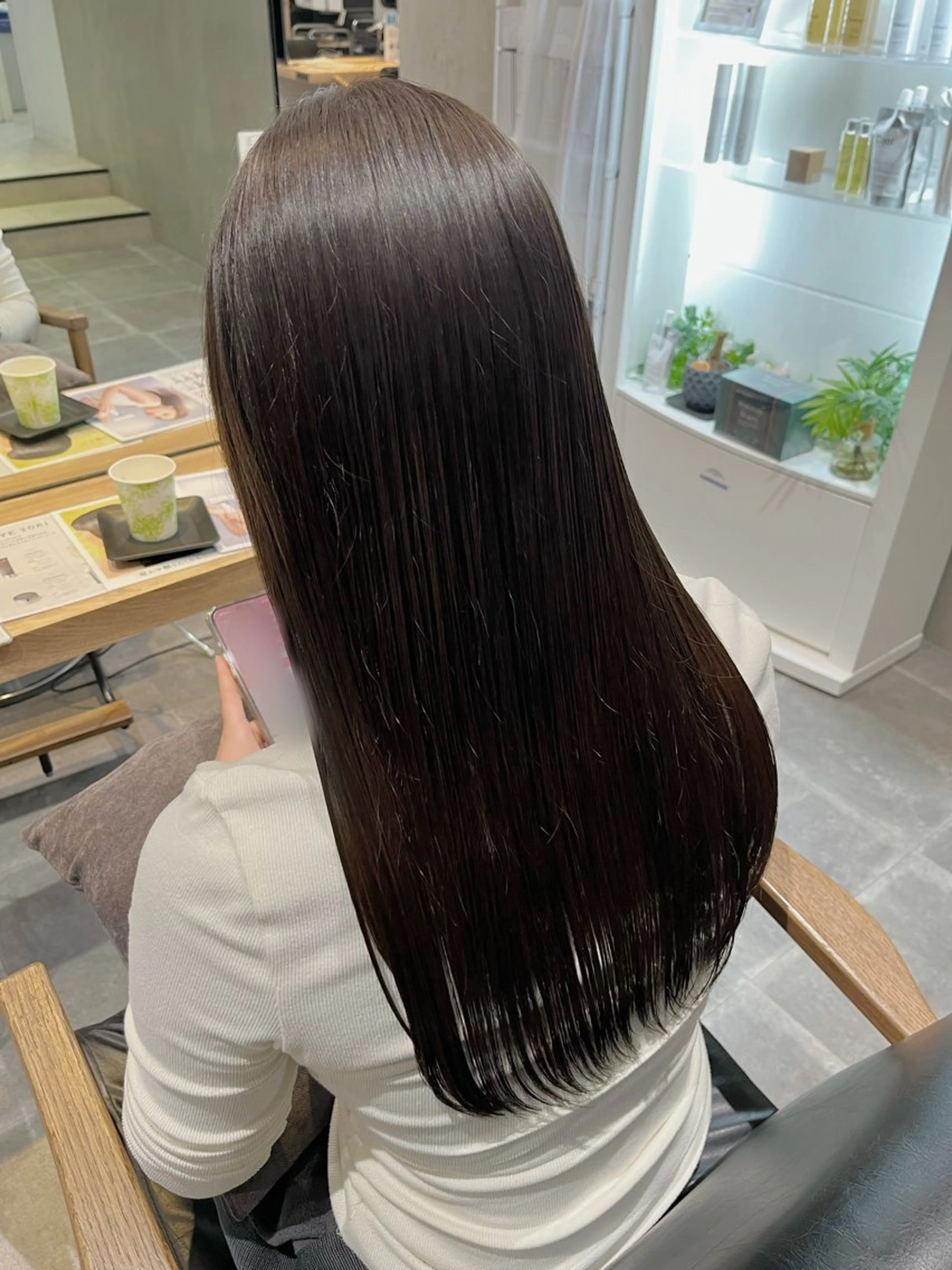 ロング カラー ベージュカラー オリーブベージュ ヘアカラー 艶髪/ブリーチなし/ NARUMIのヘアスタイル