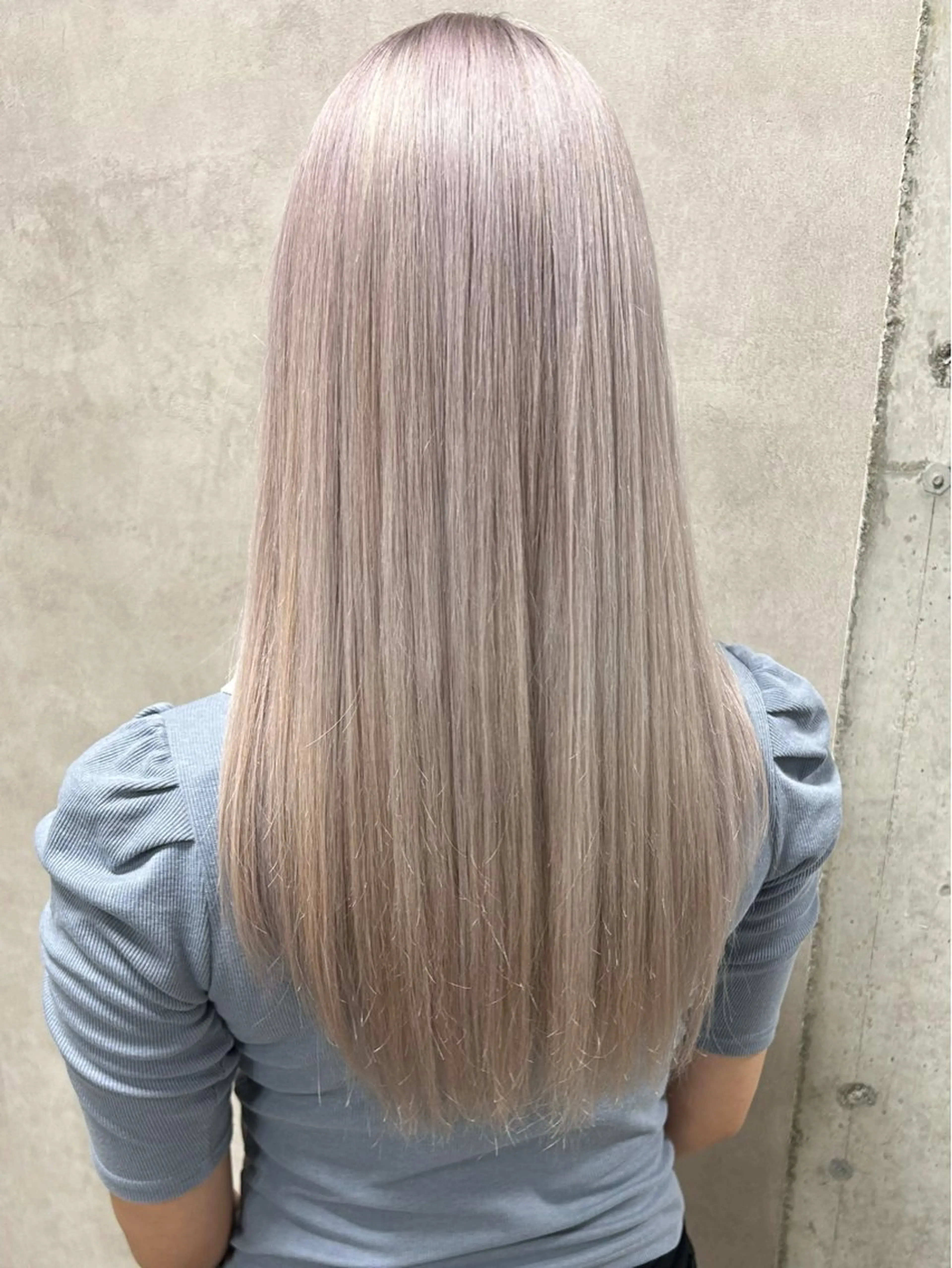 ロング カラー ブリーチ ブロンド ホワイトブロンド ヘアカラー トリートメント LUNON/田河優花 /デザインカラーのヘアスタイル