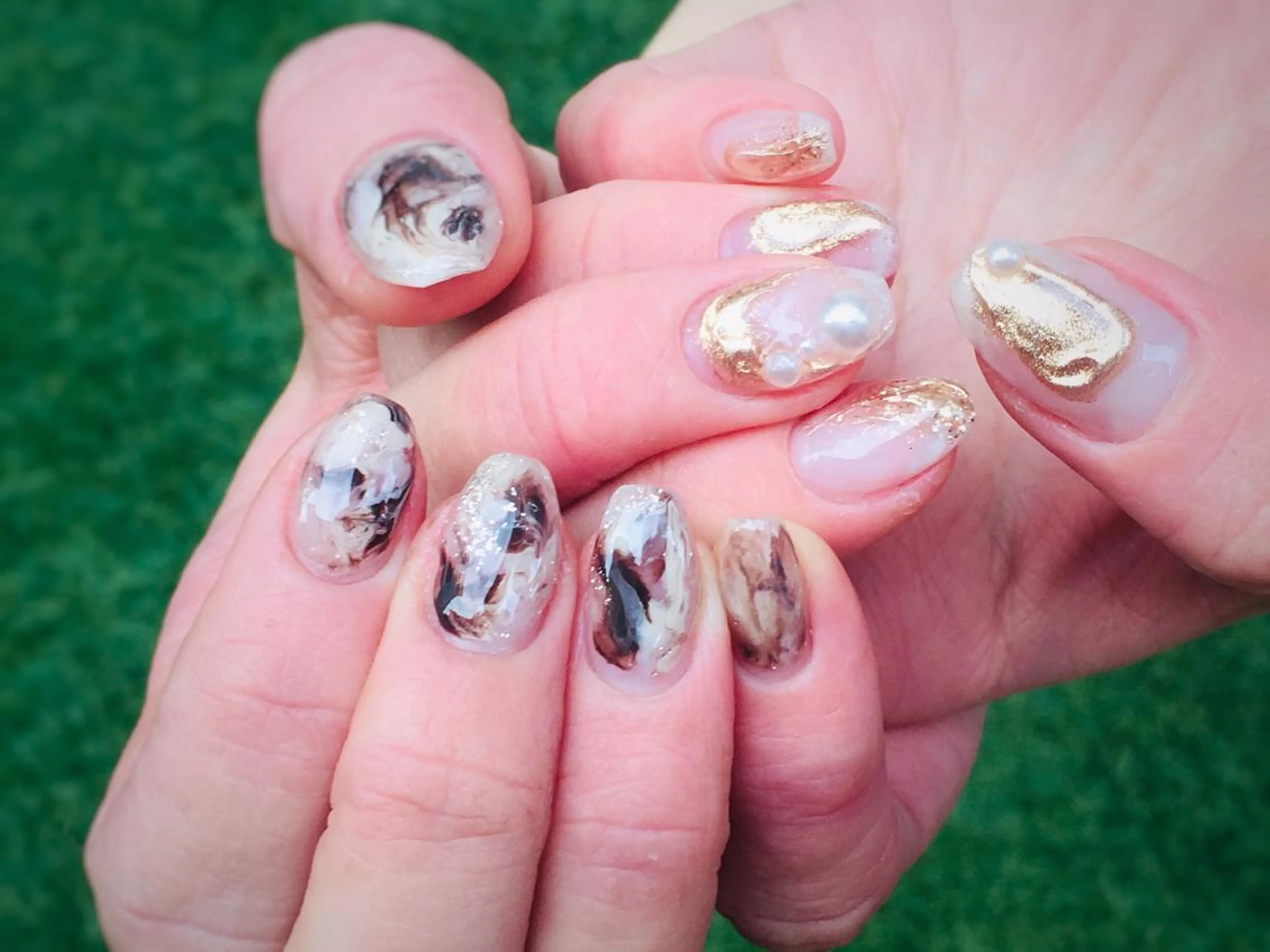 ネイル ニュアンスネイル FURUSHO小牧所属・小原 希望のネイルデザイン