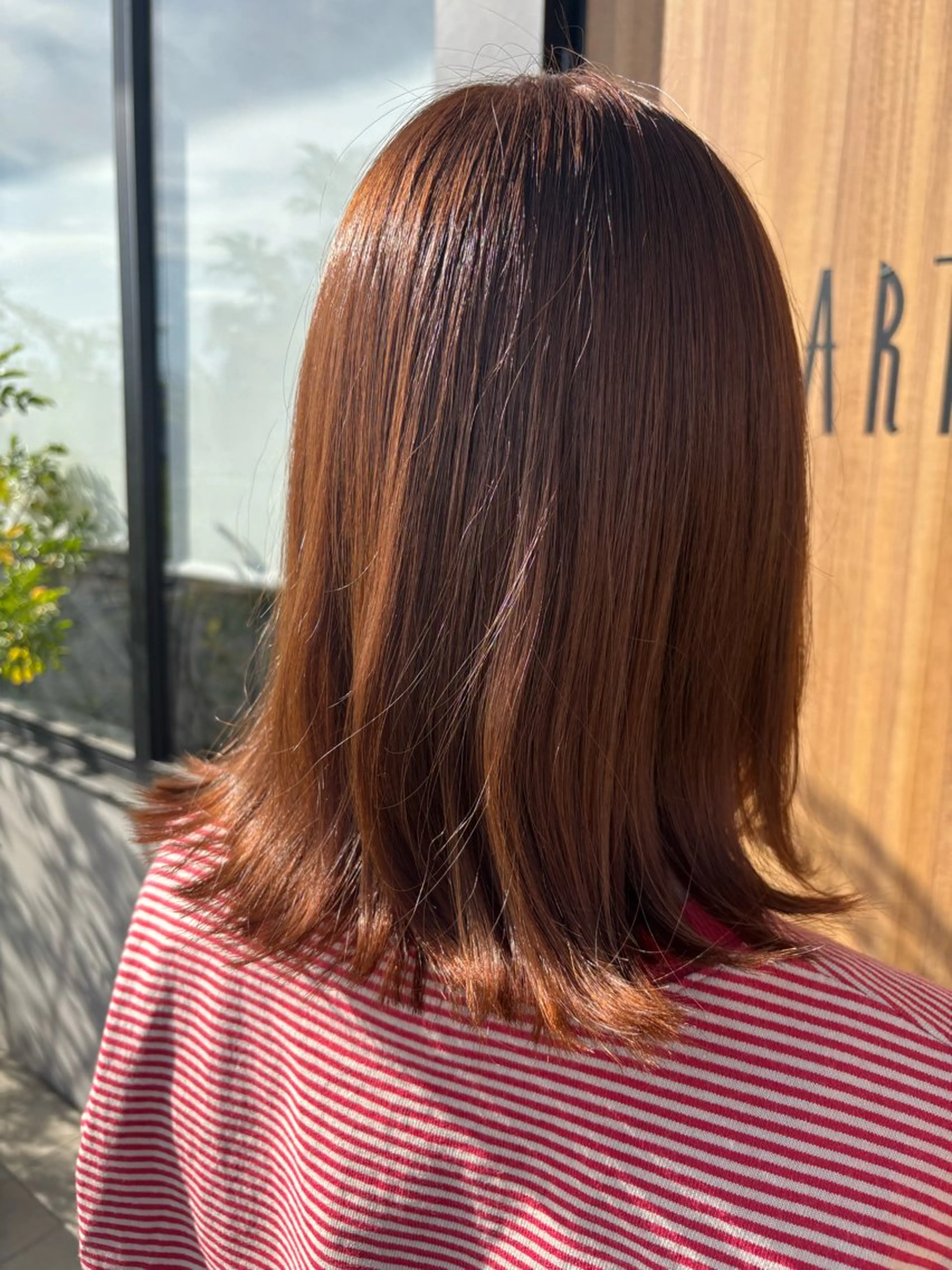 ミディアム カラー ブラウンカラー 小澤 璃奈のヘアスタイル