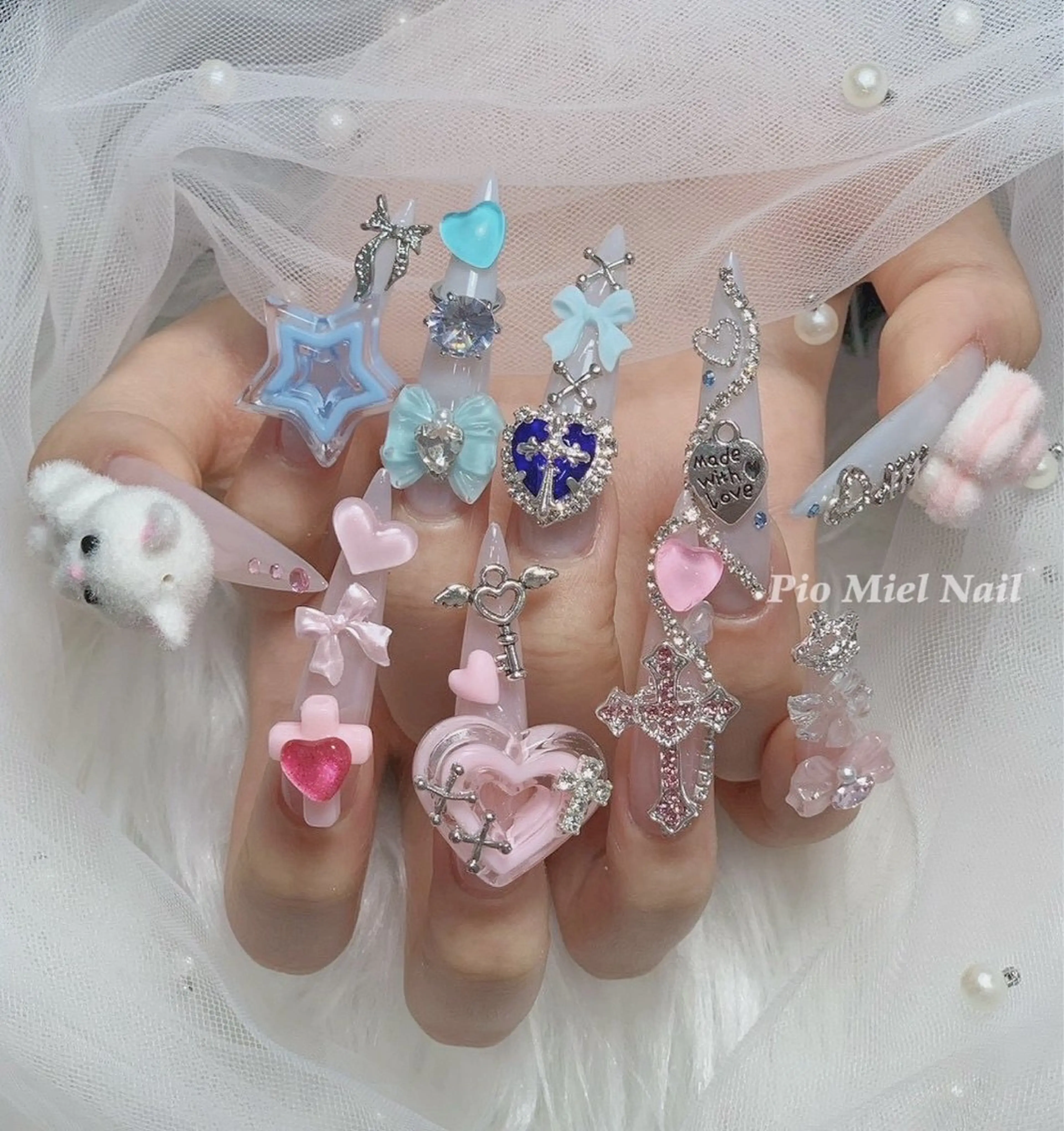 ネイル ハンドネイル HANA 長さだしのネイルデザイン