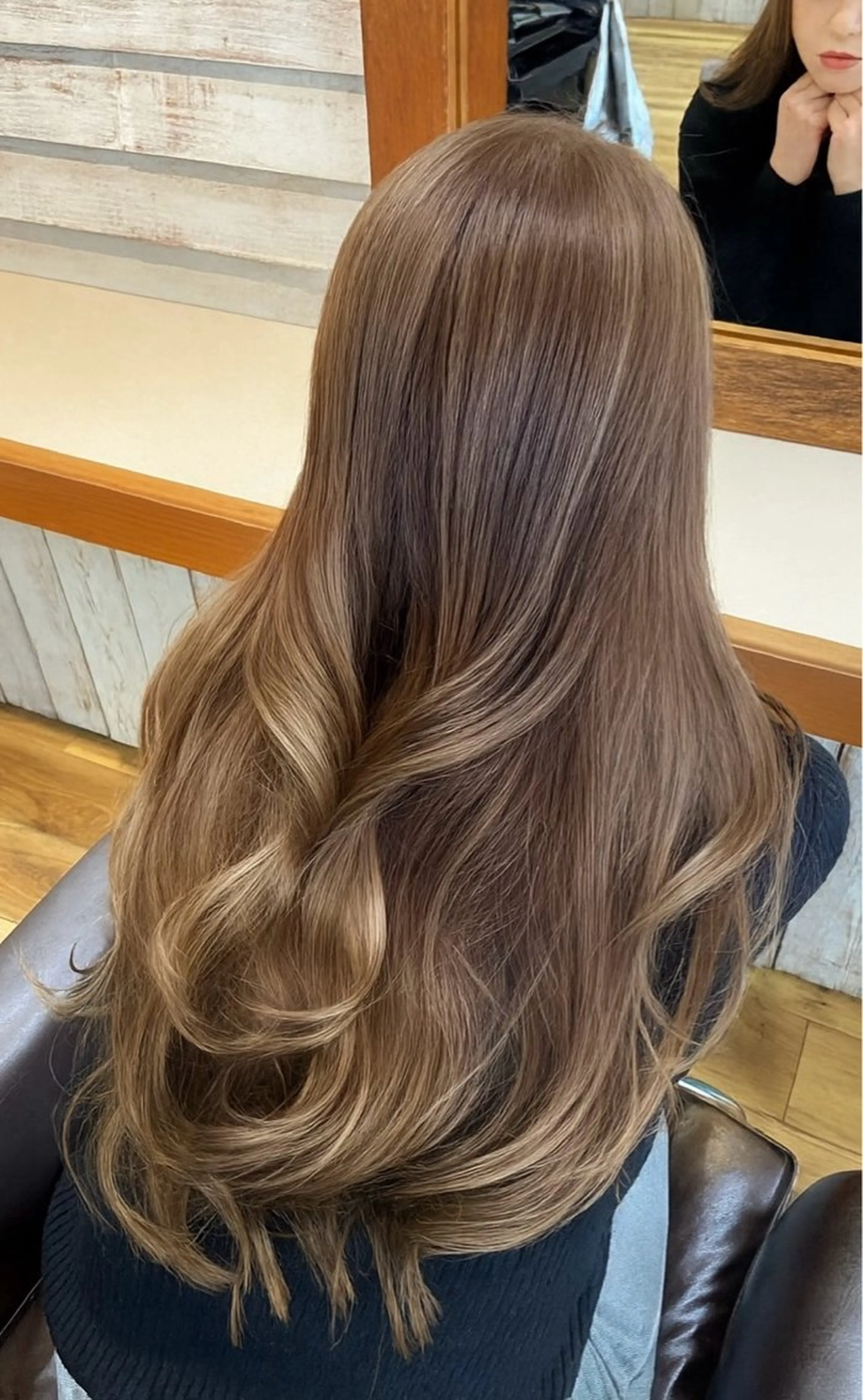 ロング カット ヘアカラー トリートメント 舩尾 凌のヘアスタイル