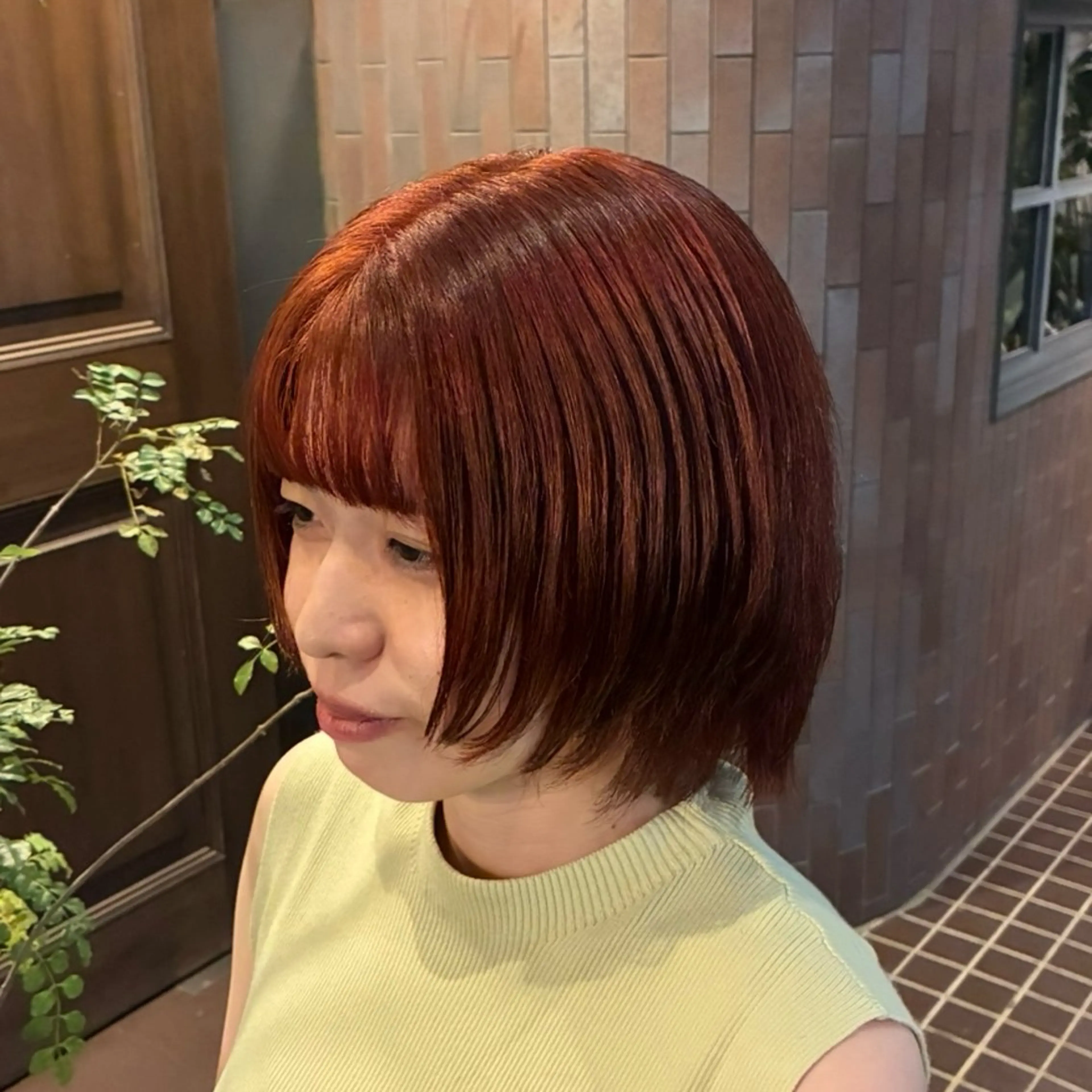 ミディアム 酸性ストレート カット ヘアカラー トリートメント ハイトーン/レイヤー カット/TAKEのヘアスタイル