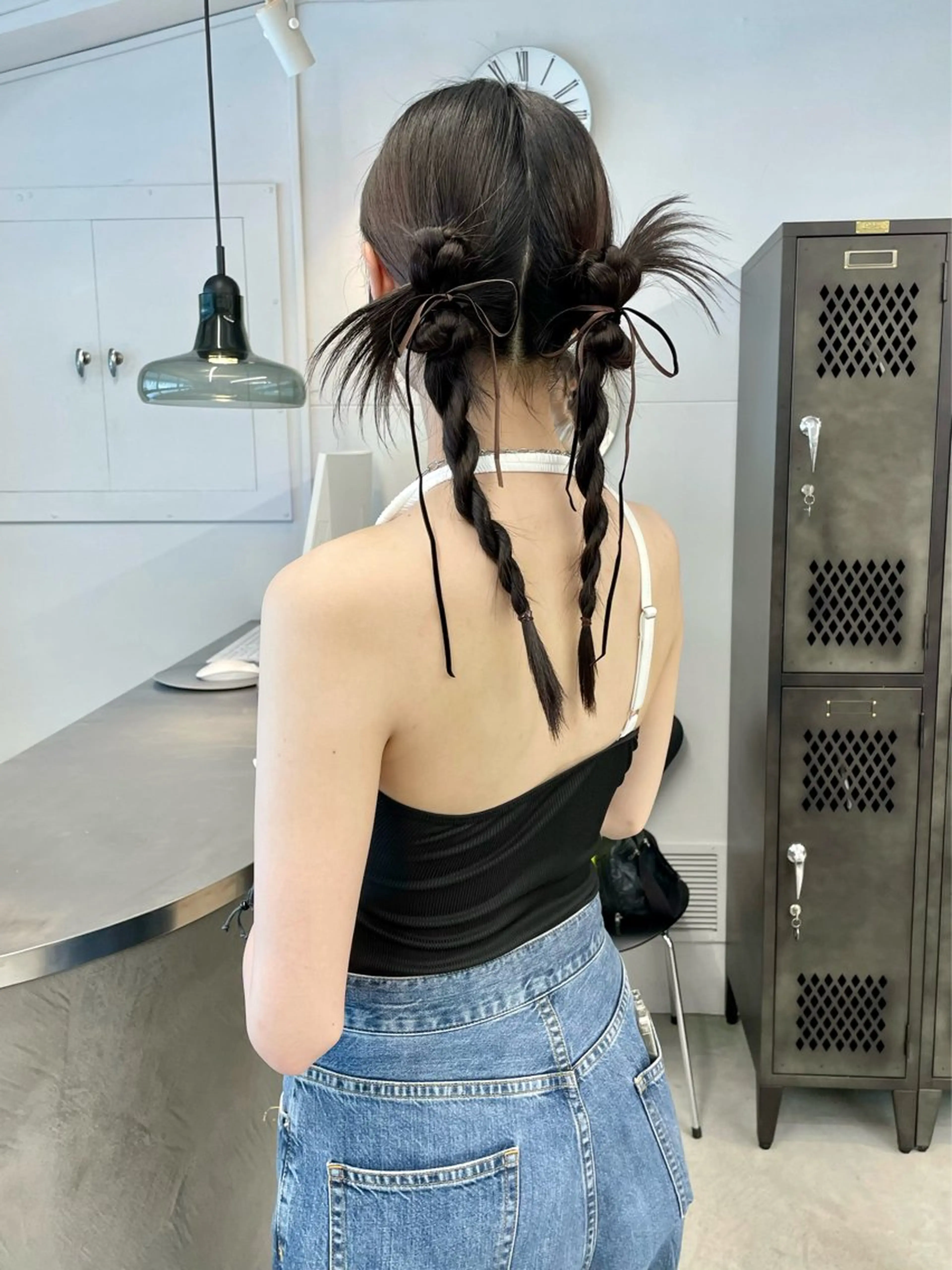 ロング オカモト ミユウのヘアスタイル