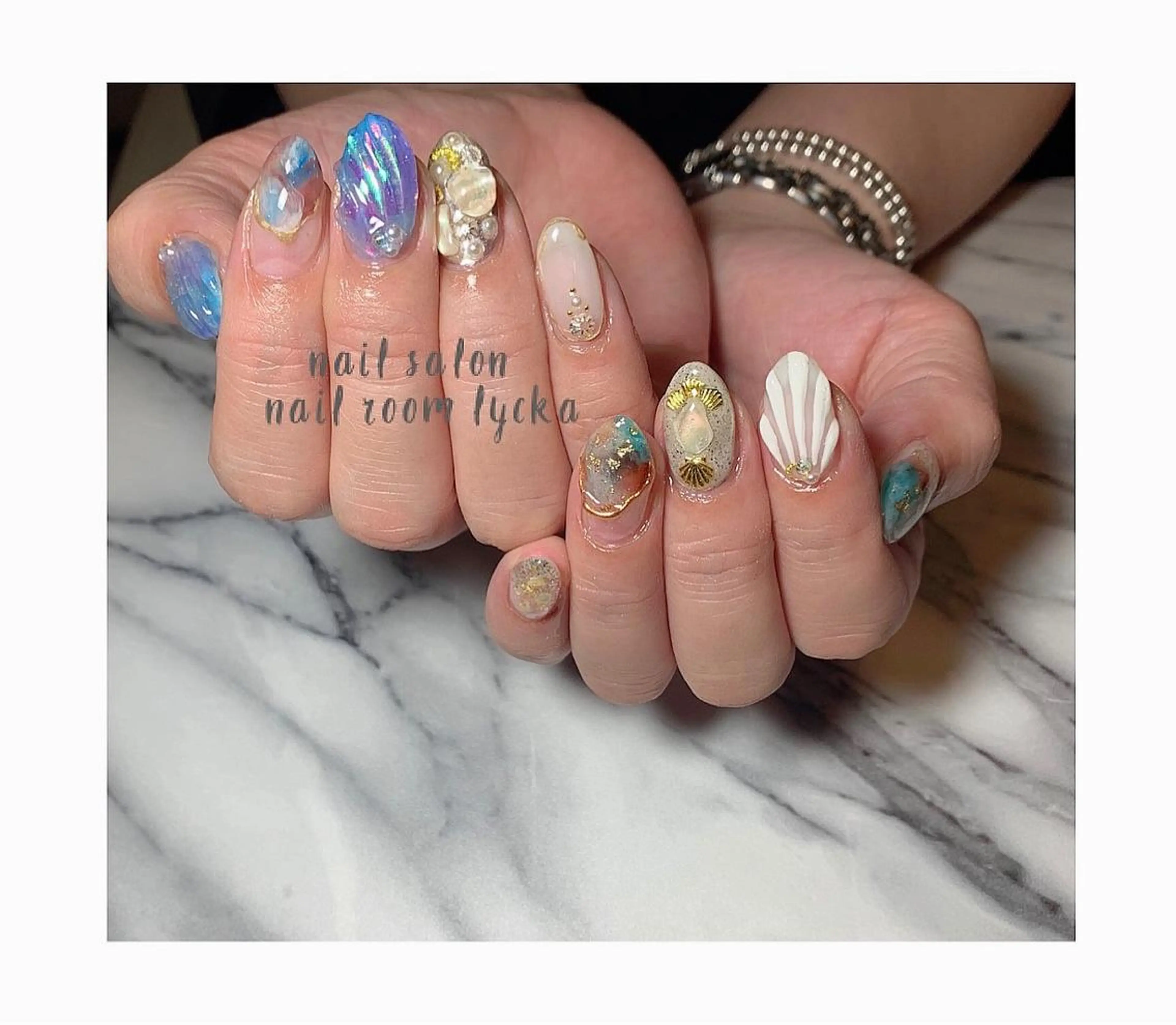 ネイル ﾈｲﾙﾙｰﾑﾘｯｶ 𝐦𝐚𝐲𝐮のネイルデザイン