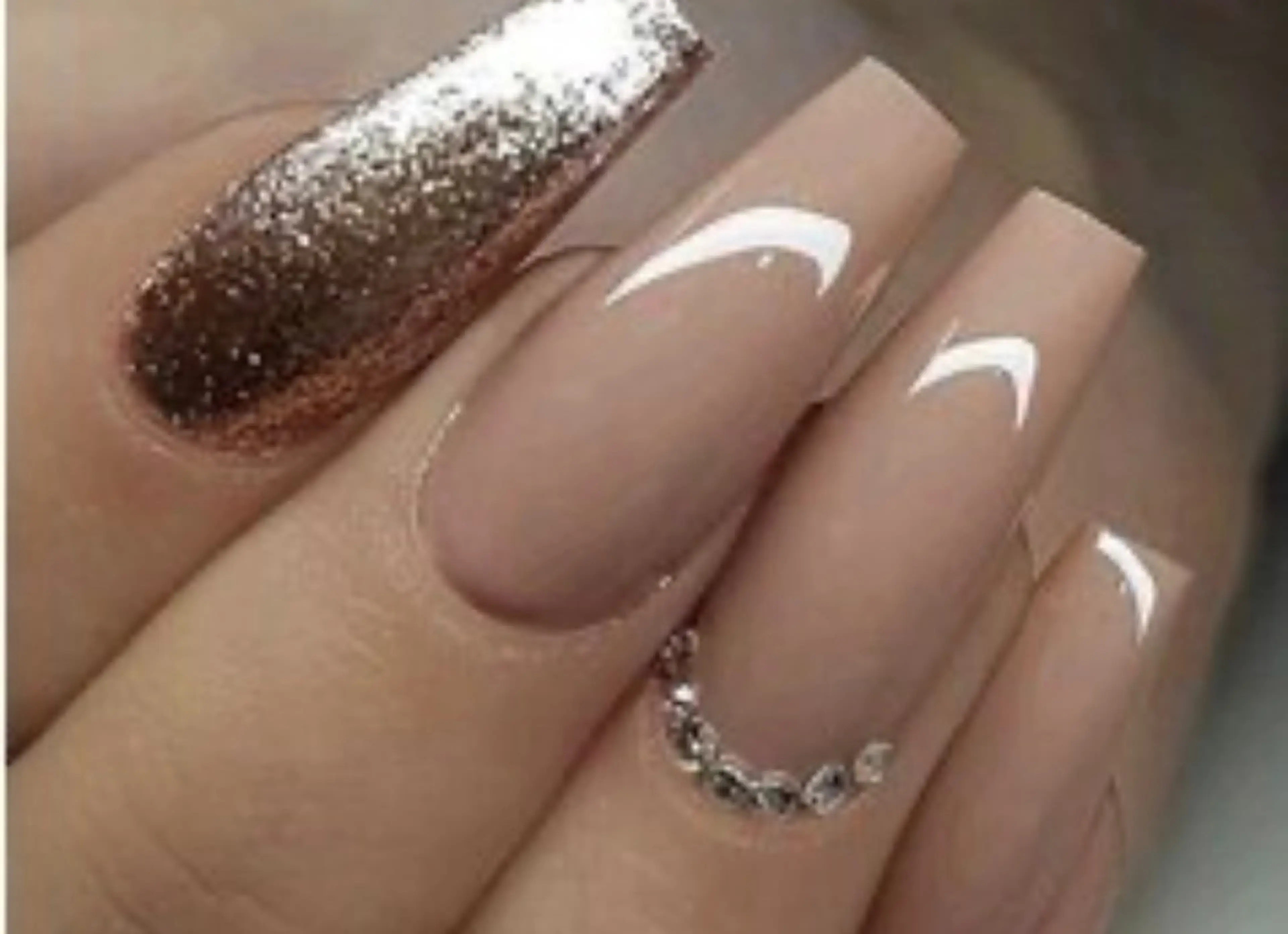 【学割U24】HANDワンカラー★ストーン4粒+保湿オイル3800円の写真