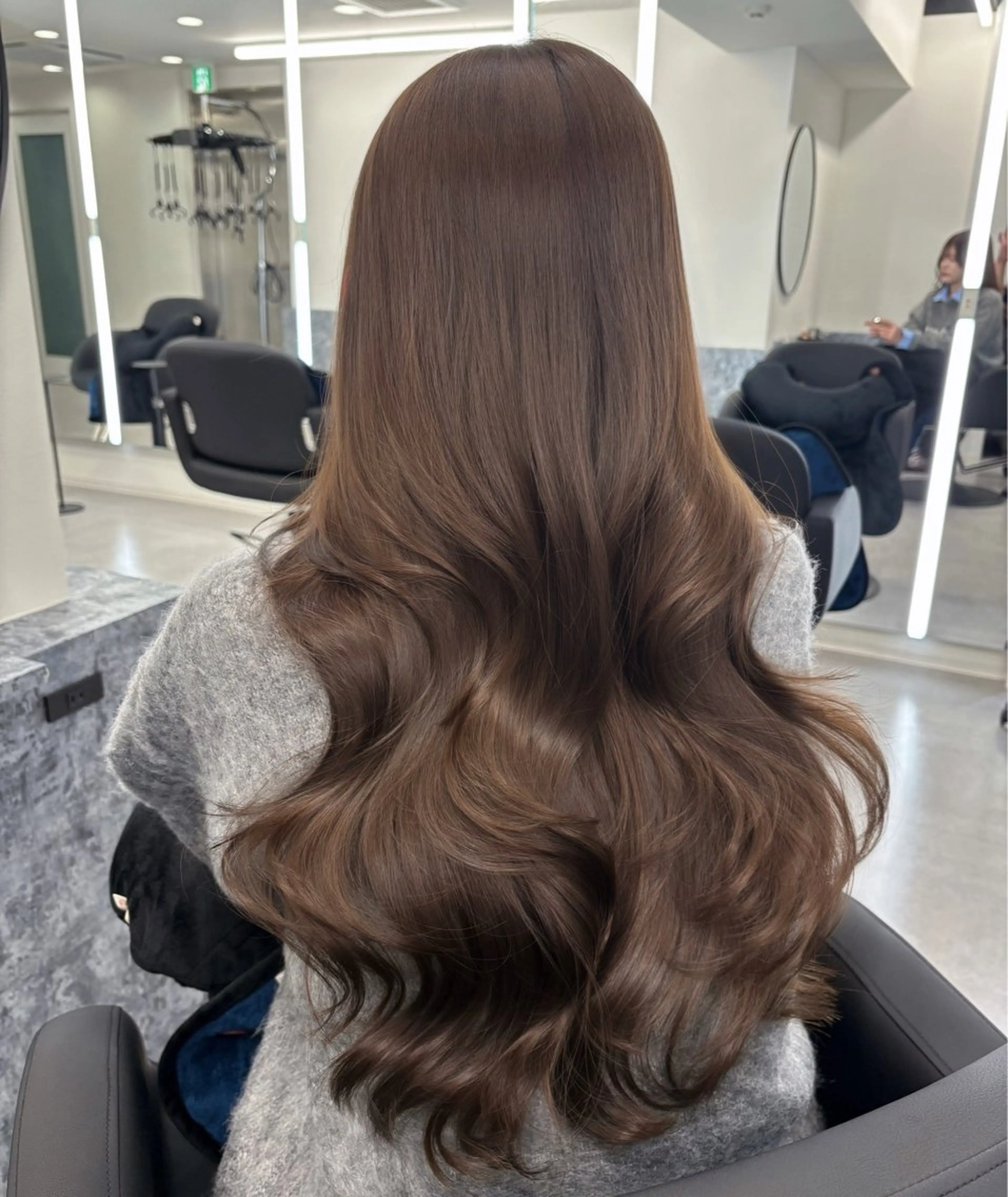 ロング カラー カット ヘアカラー 堀江/透明感 ベージュ/白川幸太のヘアスタイル