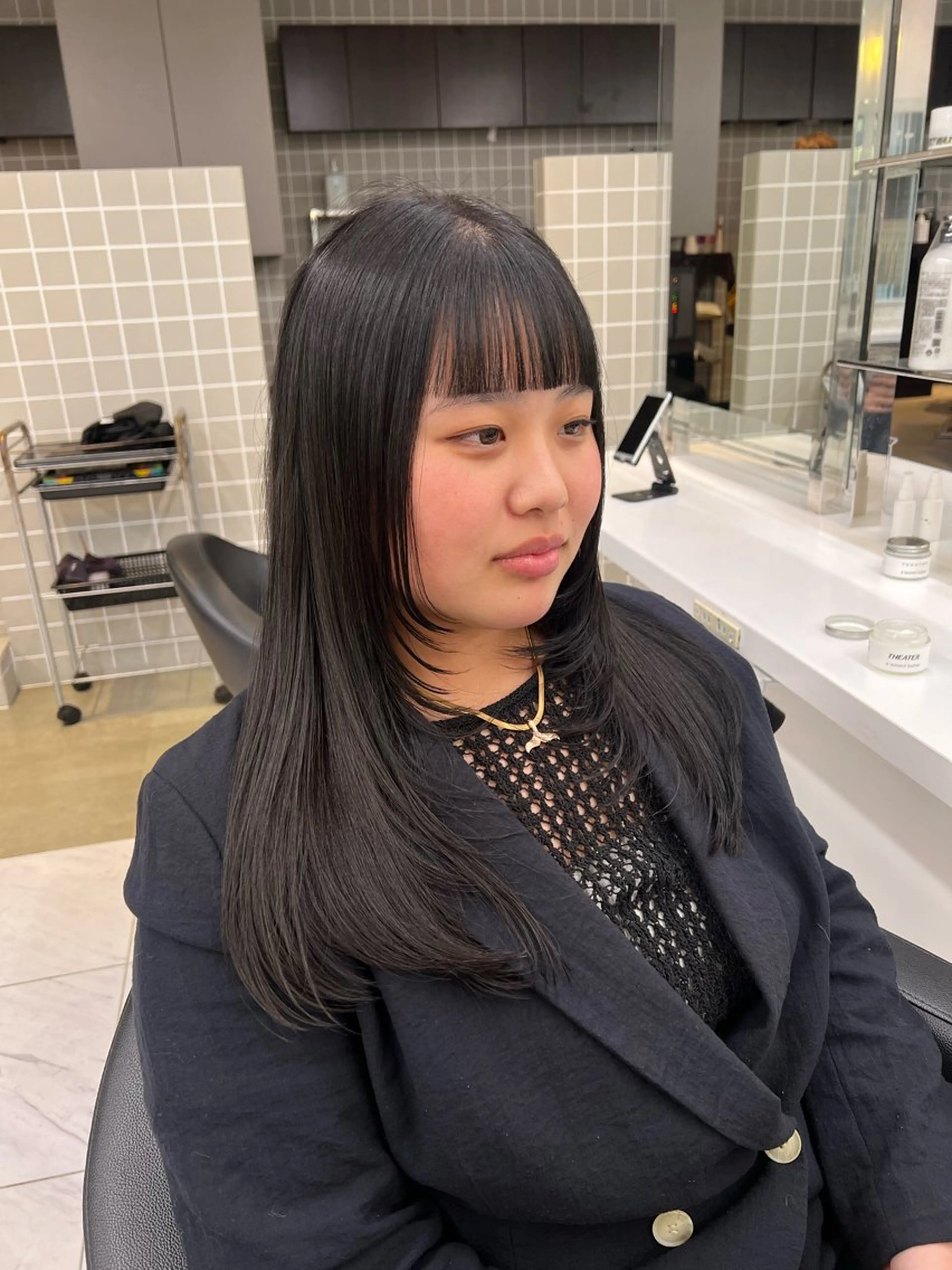 【🪞平日限定価格🪞‪】小顔似合わせカット+大人っぽ透け感カラー+オリジナルトリートメント＋コテ巻き仕上げ🤍の写真