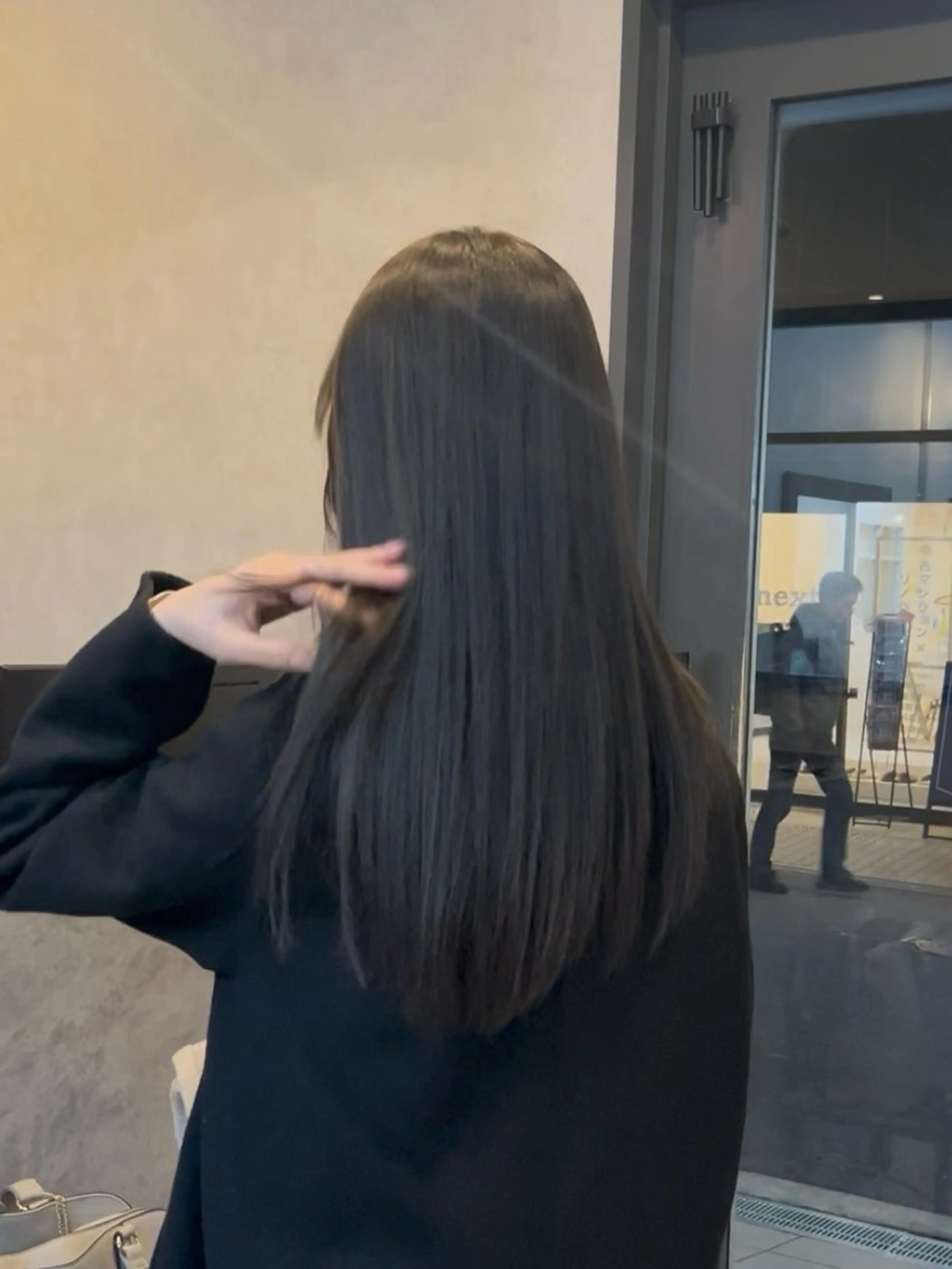 セミロング カラー いなみね はるきのヘアスタイル