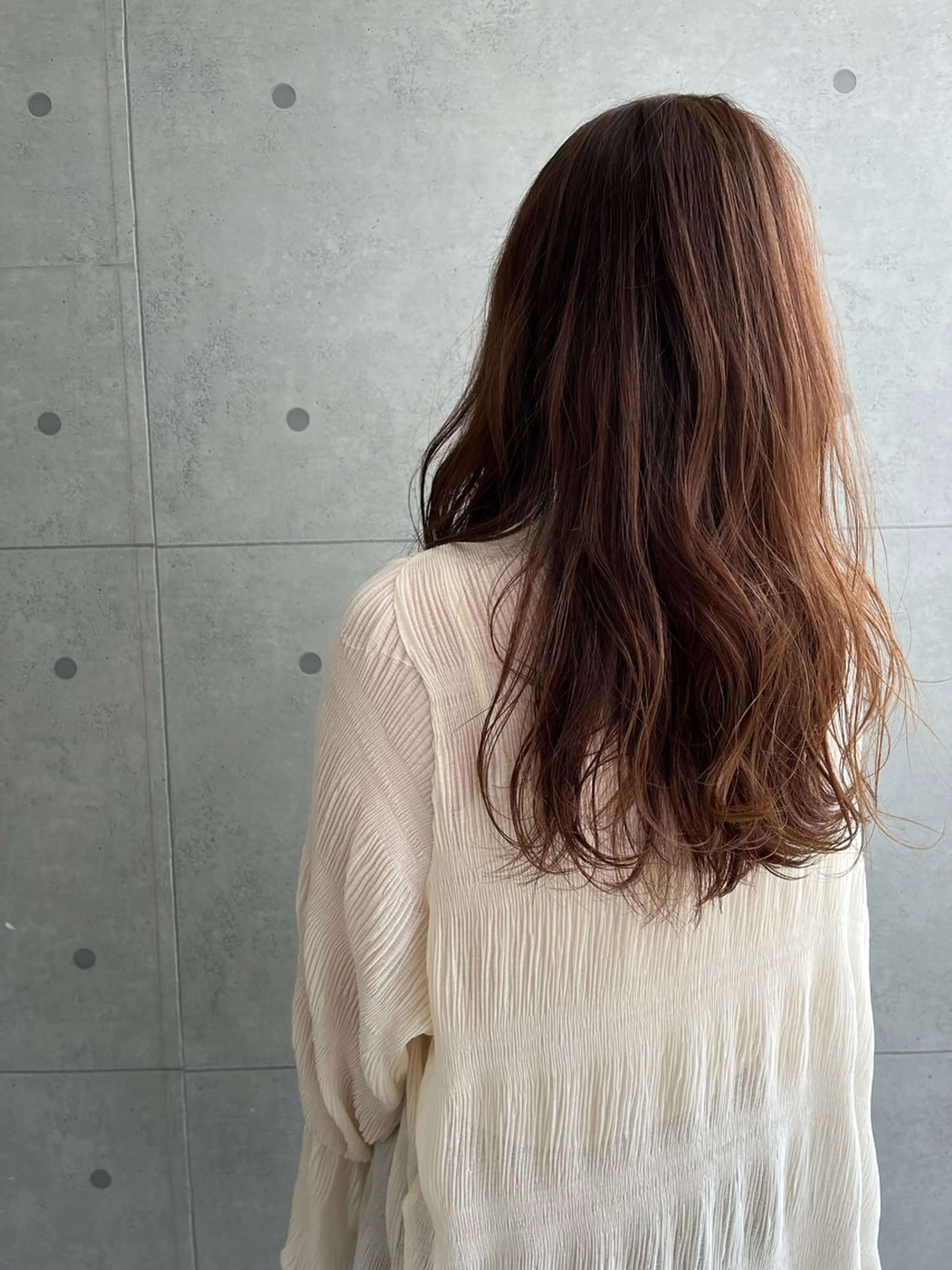 ロング 下石怜子/レイヤー/ 透明感カラーのヘアスタイル