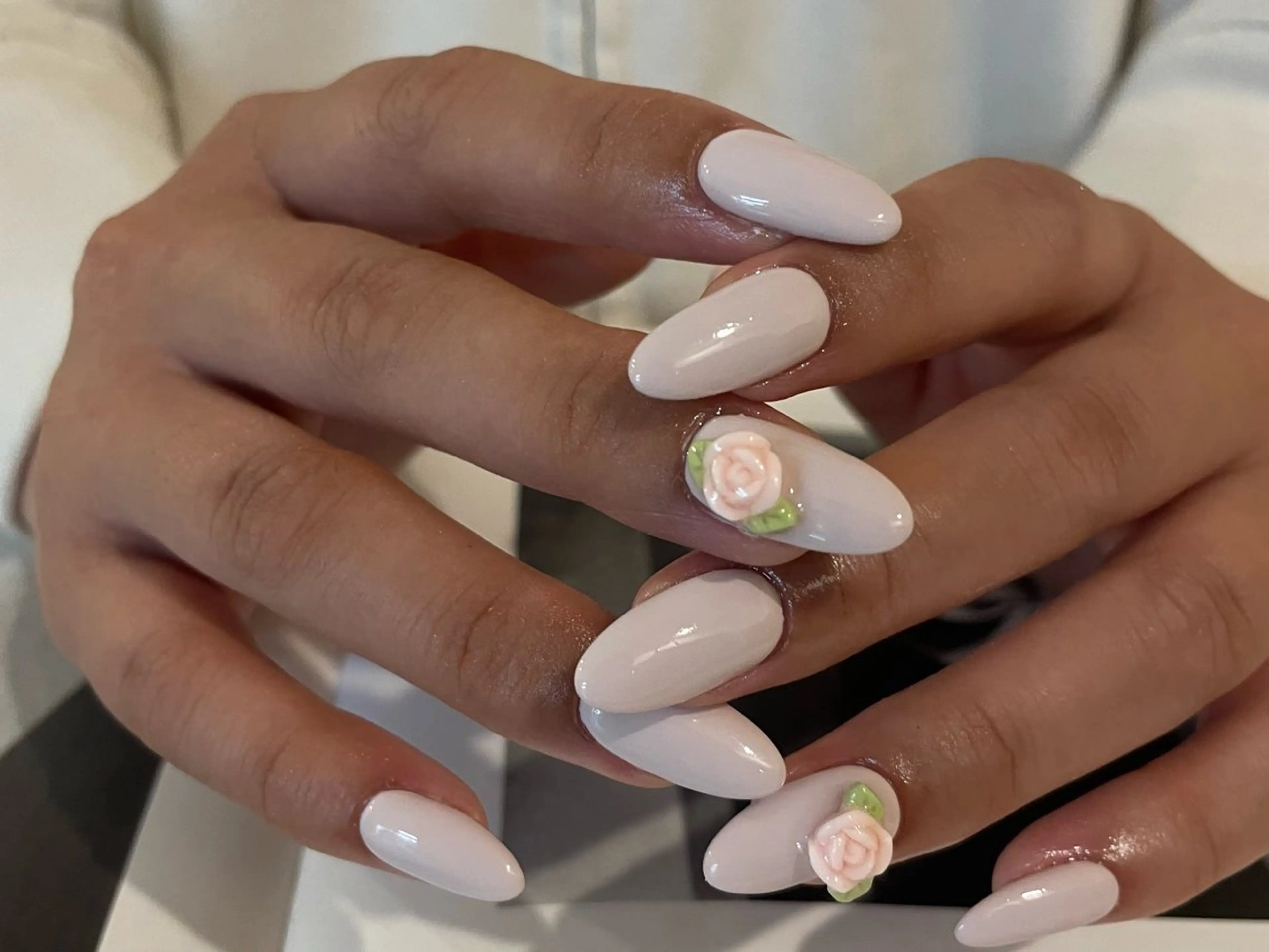 ネイル ハンドネイル shion .のネイルデザイン