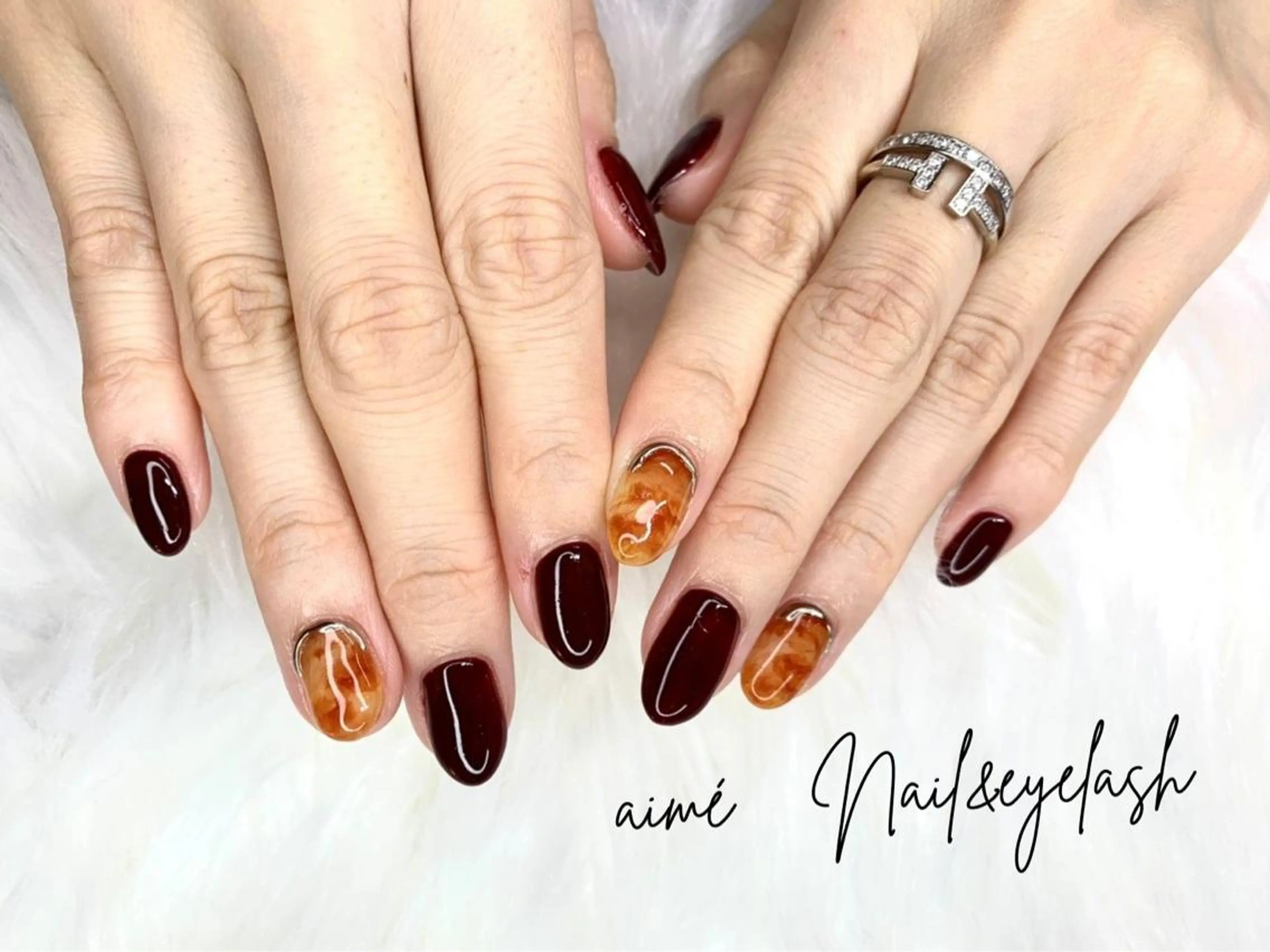 ネイル べっ甲ネイル ボルドー ニュアンスネイル aime 中崎町のネイルデザイン