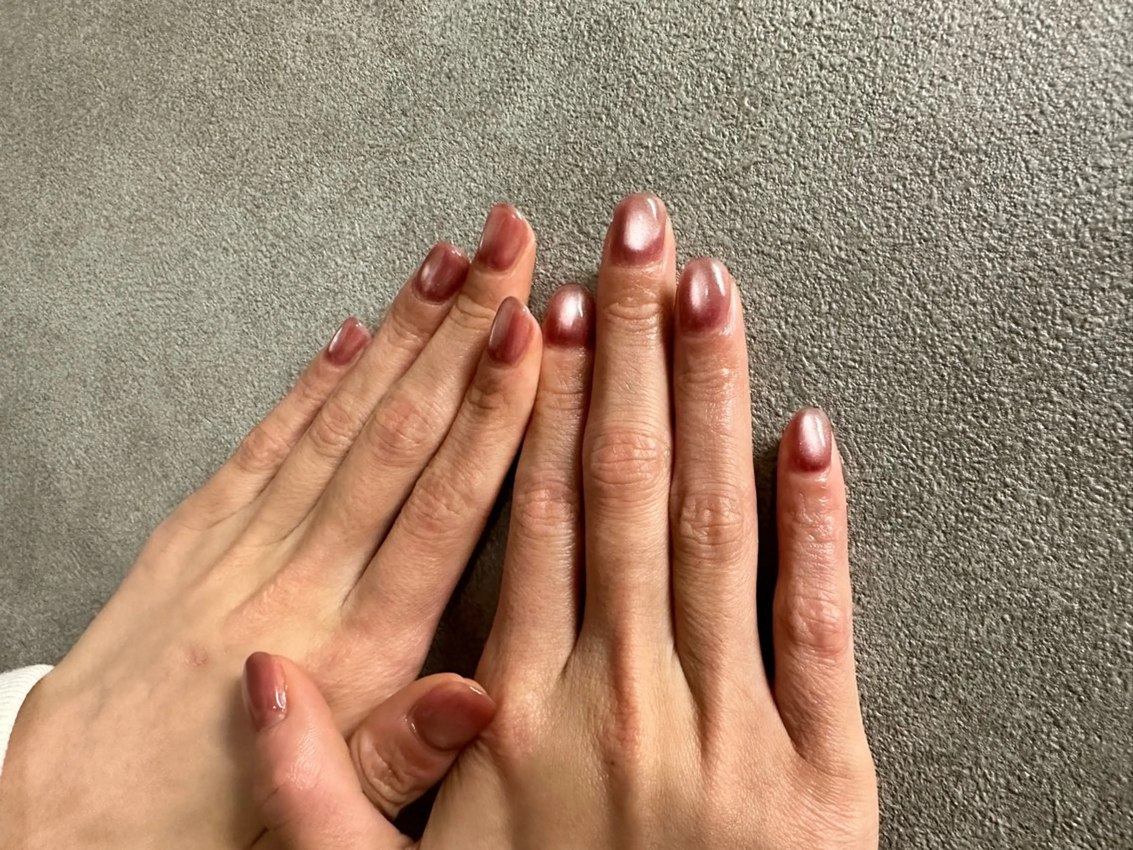 ネイル 氷ネイル・うるうるネイル マグネットネイル ピンク ハンドネイル titiシェアネイル サロンharukaのネイルデザイン