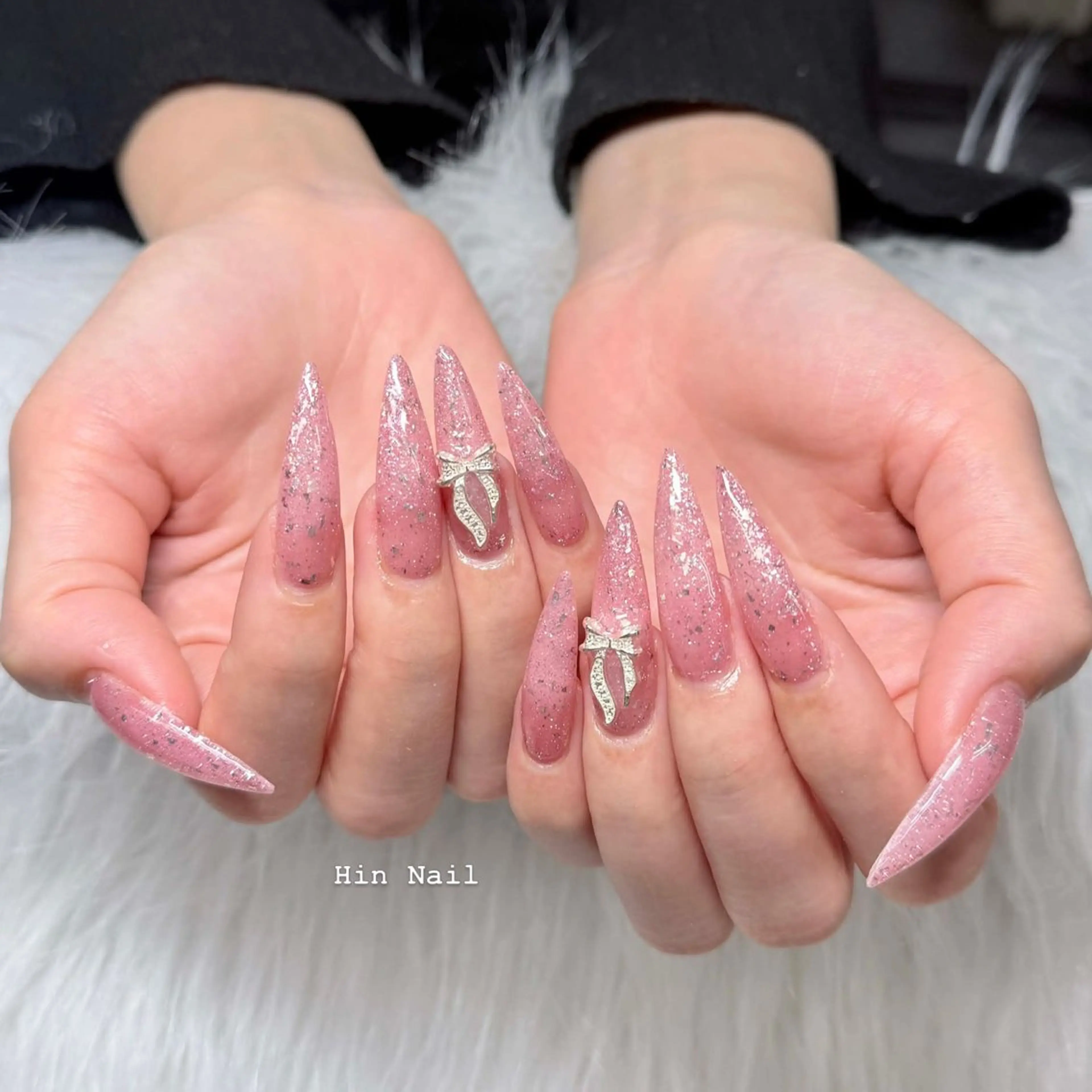 ネイル ハンドネイル HIN NAILのネイルデザイン
