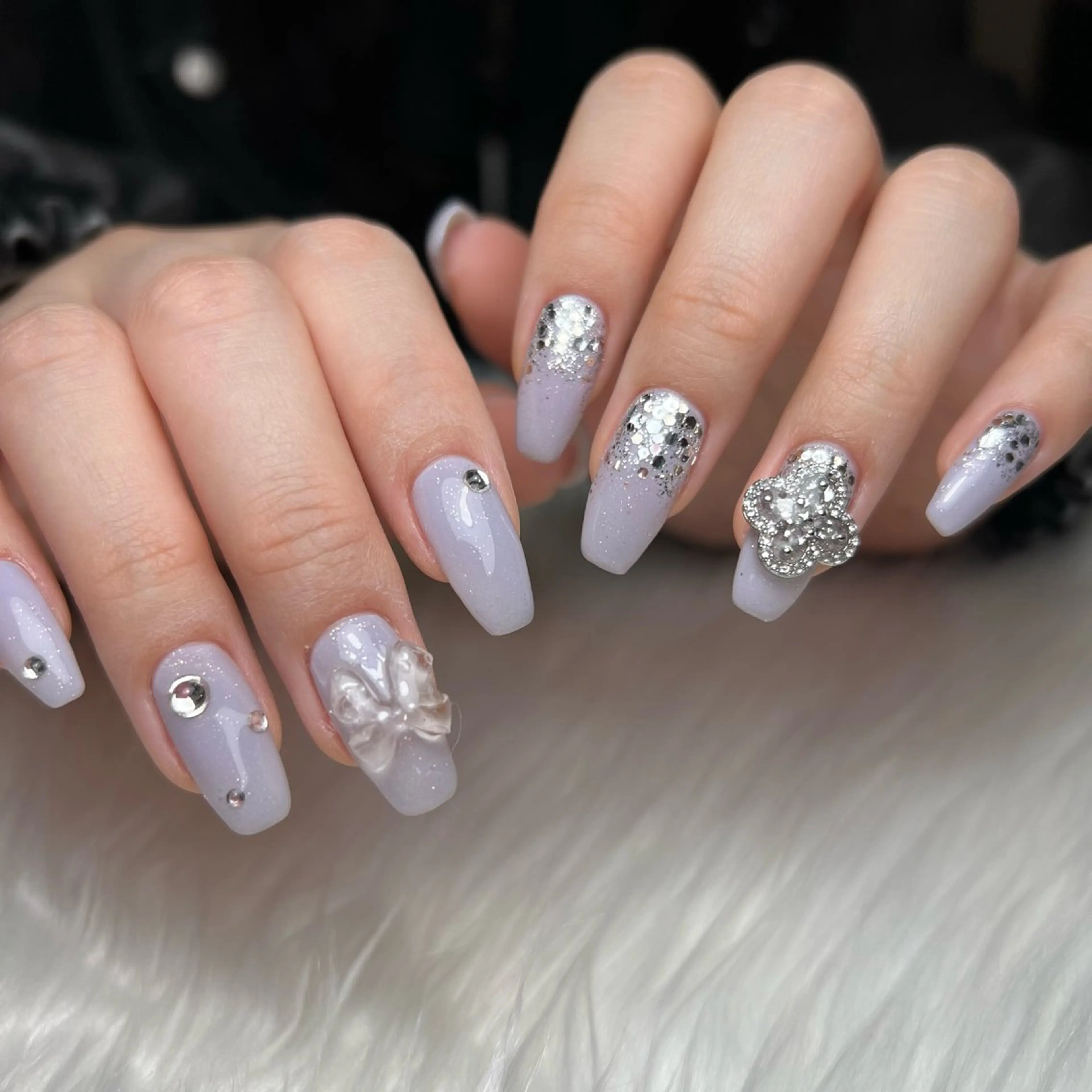 ネイル ハンドネイル vary clue所属・nailist🌻 YUKARIのネイルデザイン