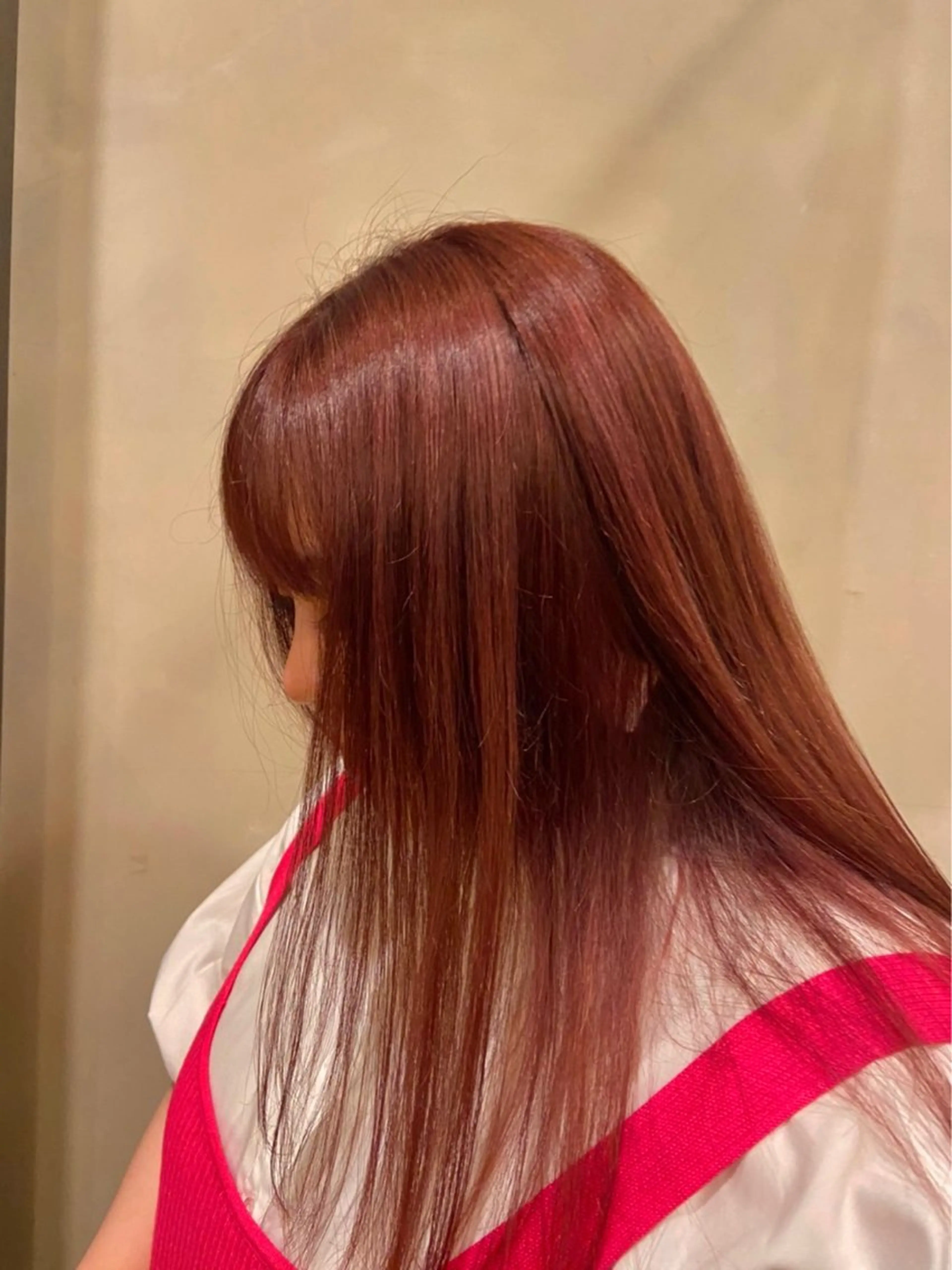 セミロング カラー 佐々木 恵のヘアスタイル