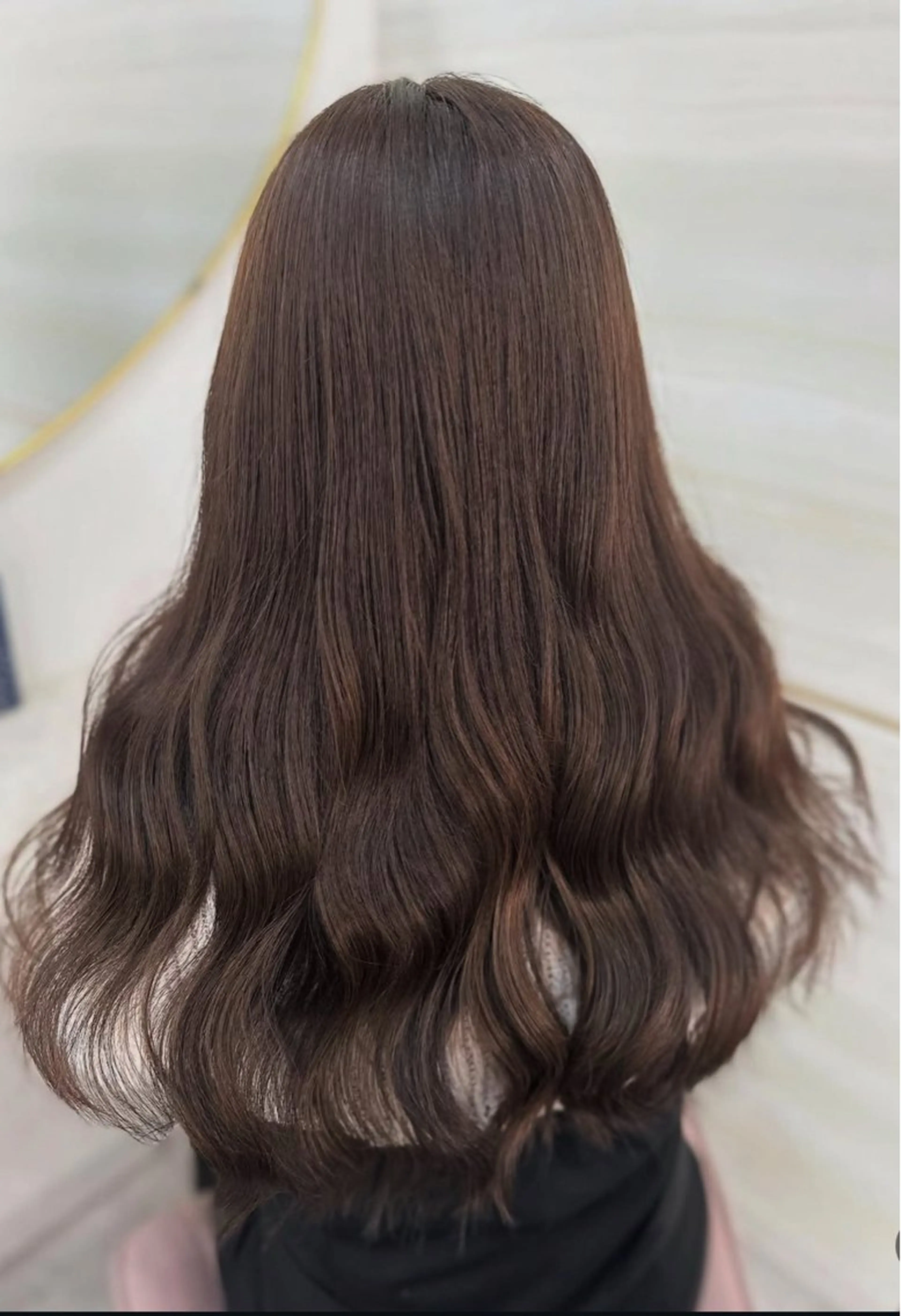 セミロング 島崎 穂乃香のヘアスタイル