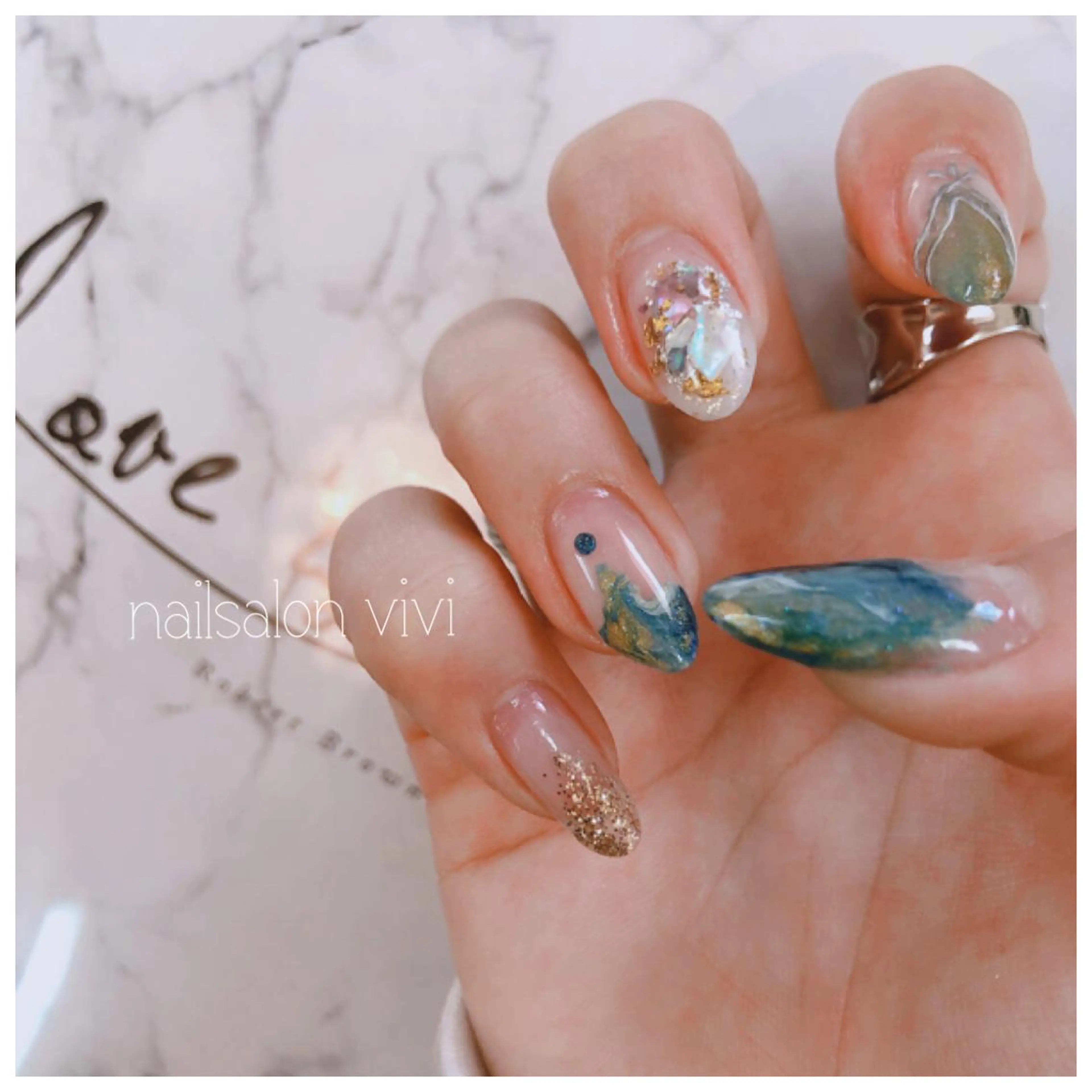 ネイル ＶＩＶＩ nailsalonのネイルデザイン