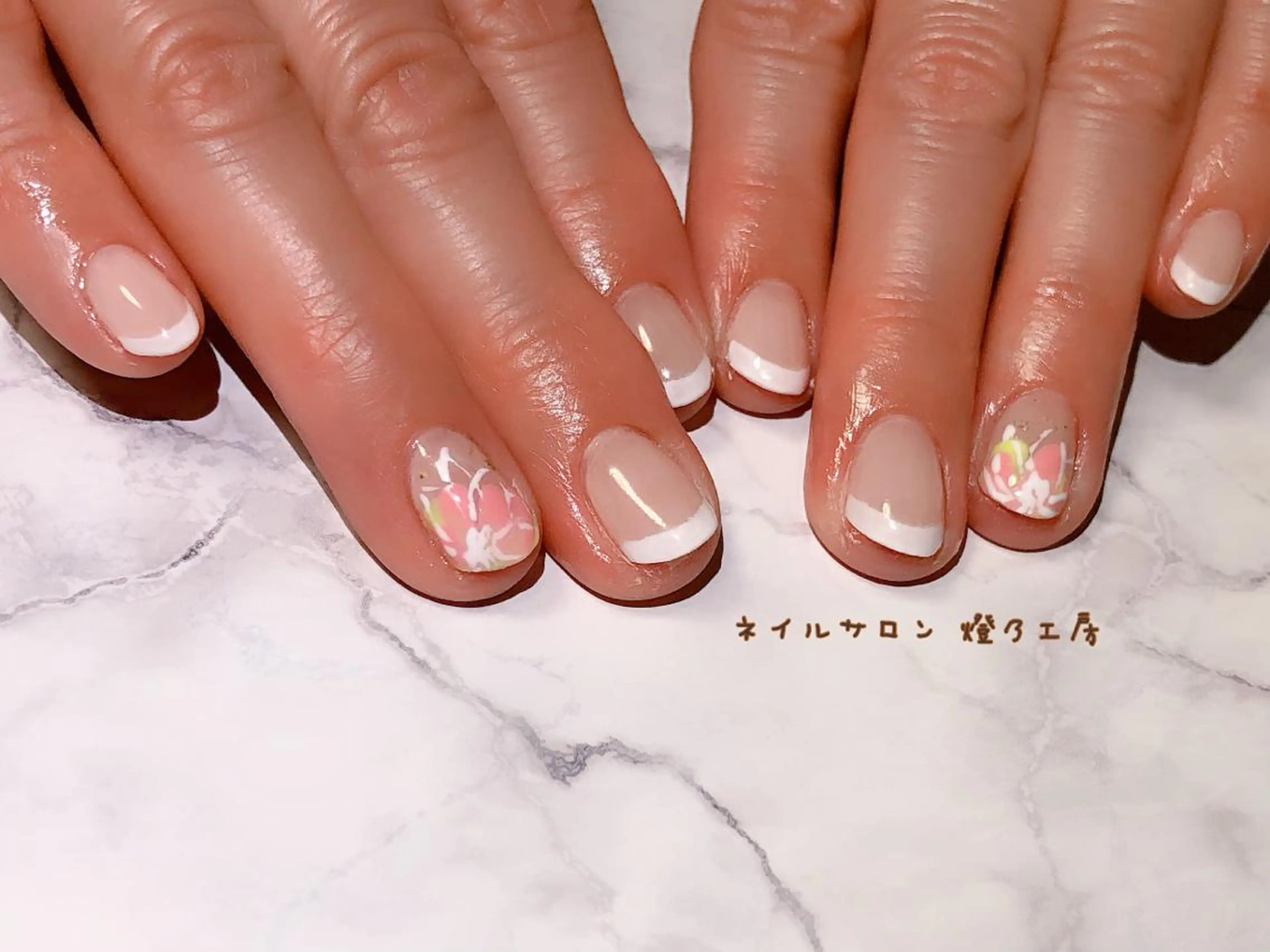 ネイル 伊藤 美里のネイルデザイン