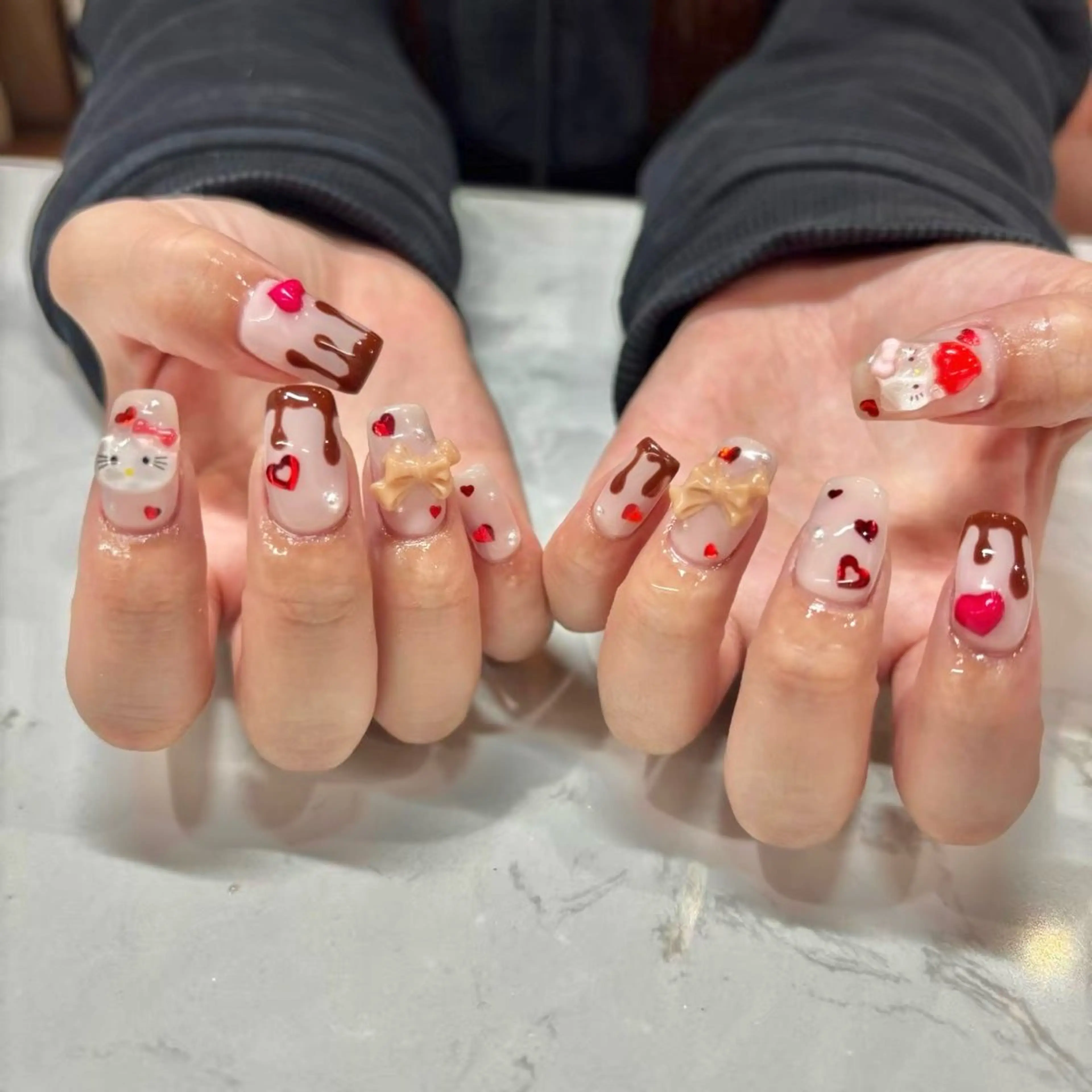 ミディアム Mio nail salon所属・mionail 八木のネイルデザイン