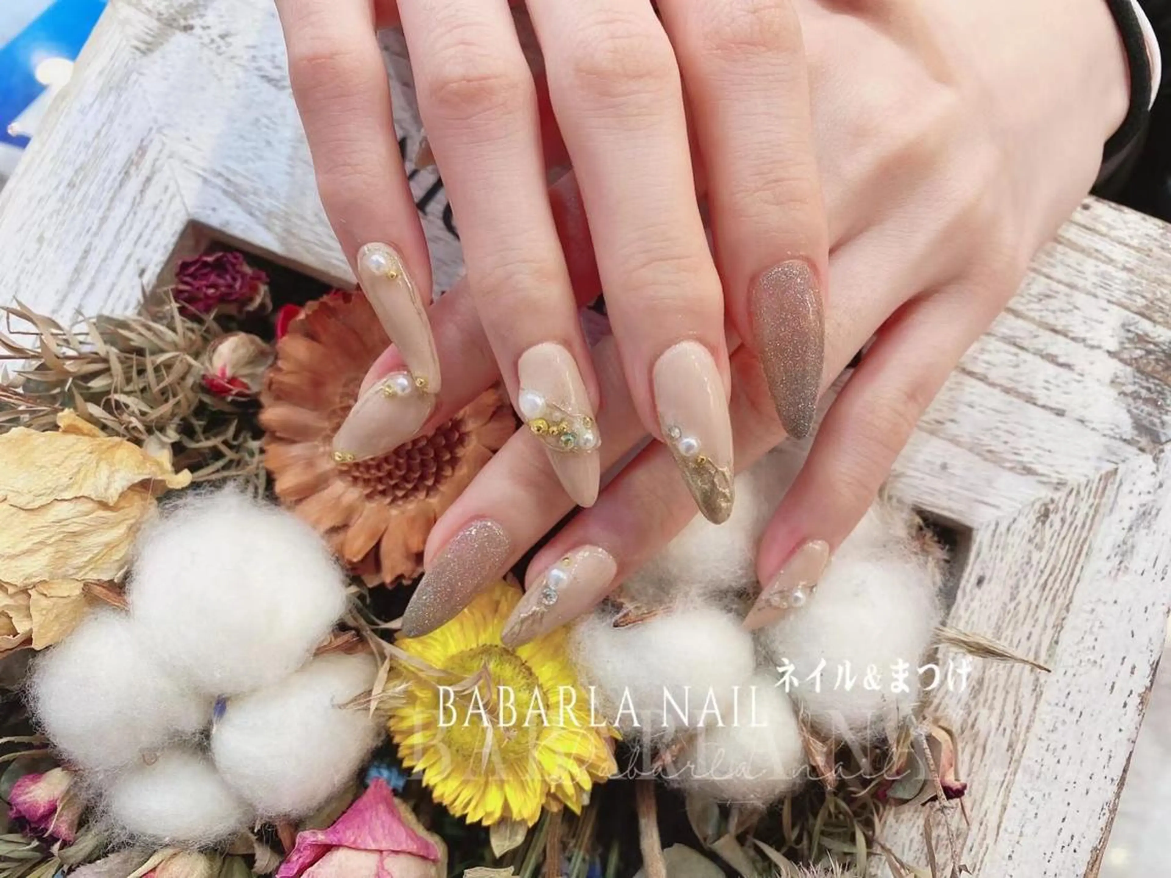 ネイル ゴールド Babarla Nailのネイルデザイン