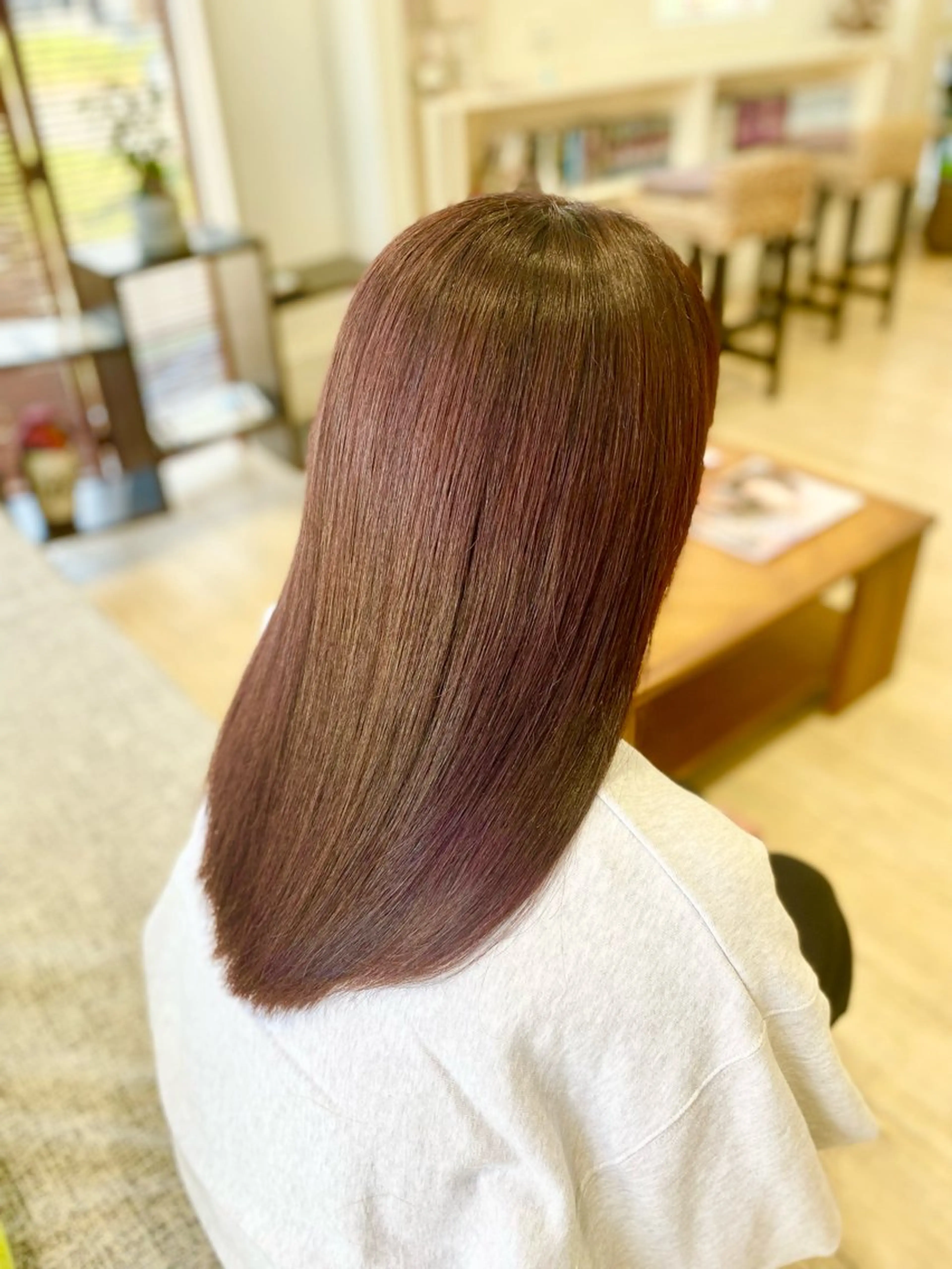 ロング カラー 太田 未来のヘアスタイル