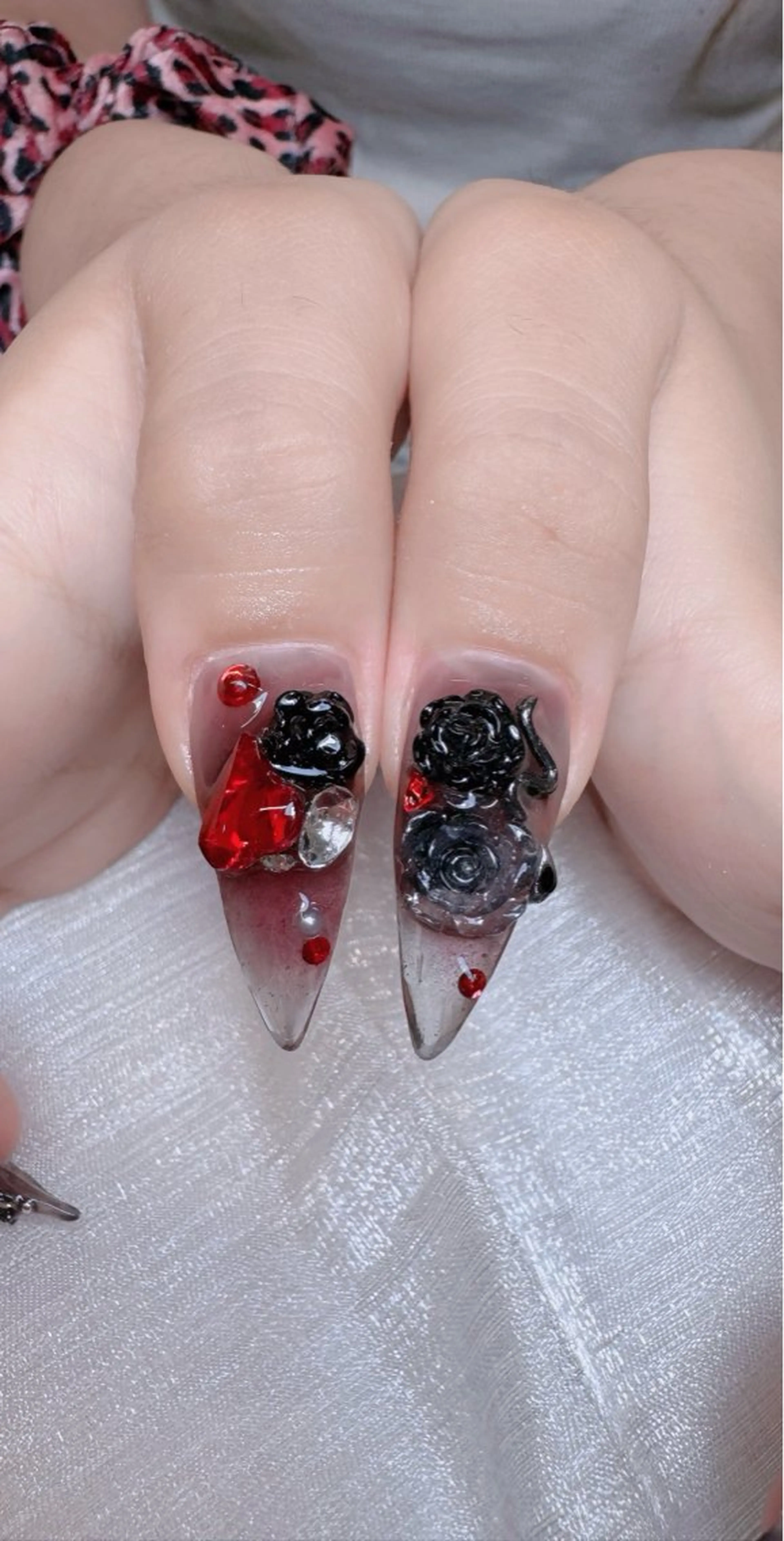 ネイル オーロラネイル チークネイル フットネイル フレンチネイル 韓国ネイル Lumi Nail 新大久保3‘のネイルデザイン