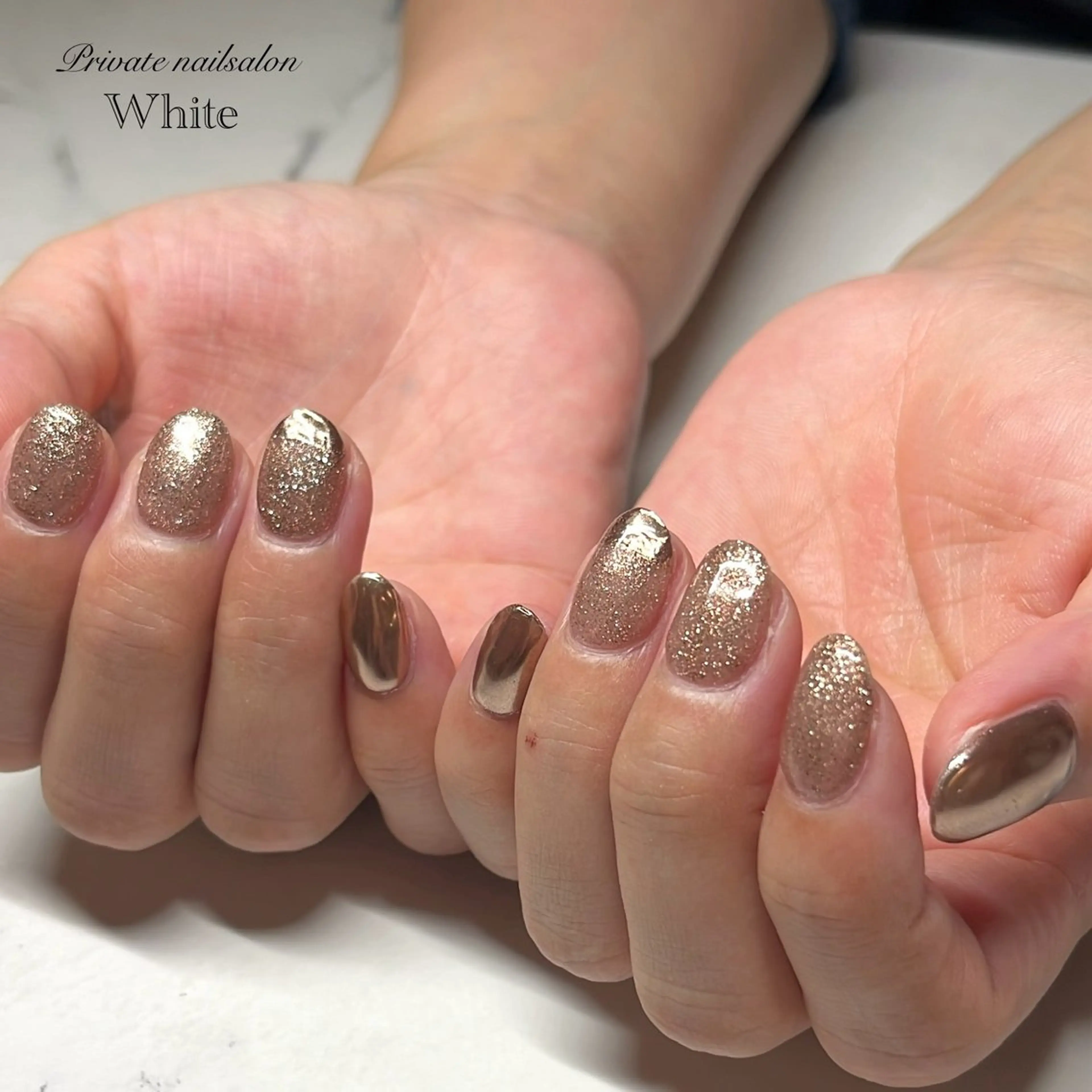 ネイル ブラウン キラキラネイル ミラーネイル ニュアンスネイル ハンドネイル SAKASHITA KEIのネイルデザイン