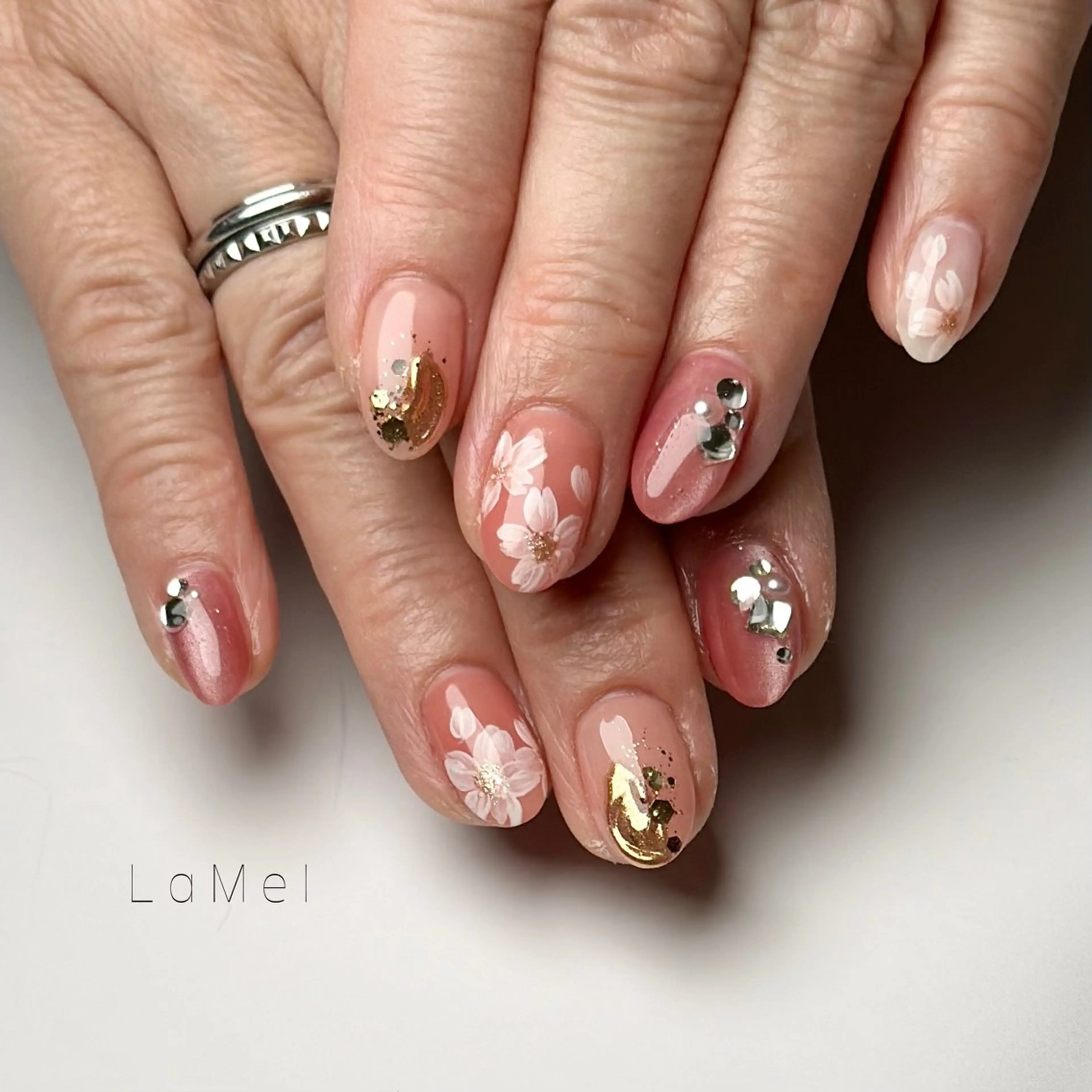 ネイル ハンドネイル 【nailsalon LaMeL】落合のネイルデザイン