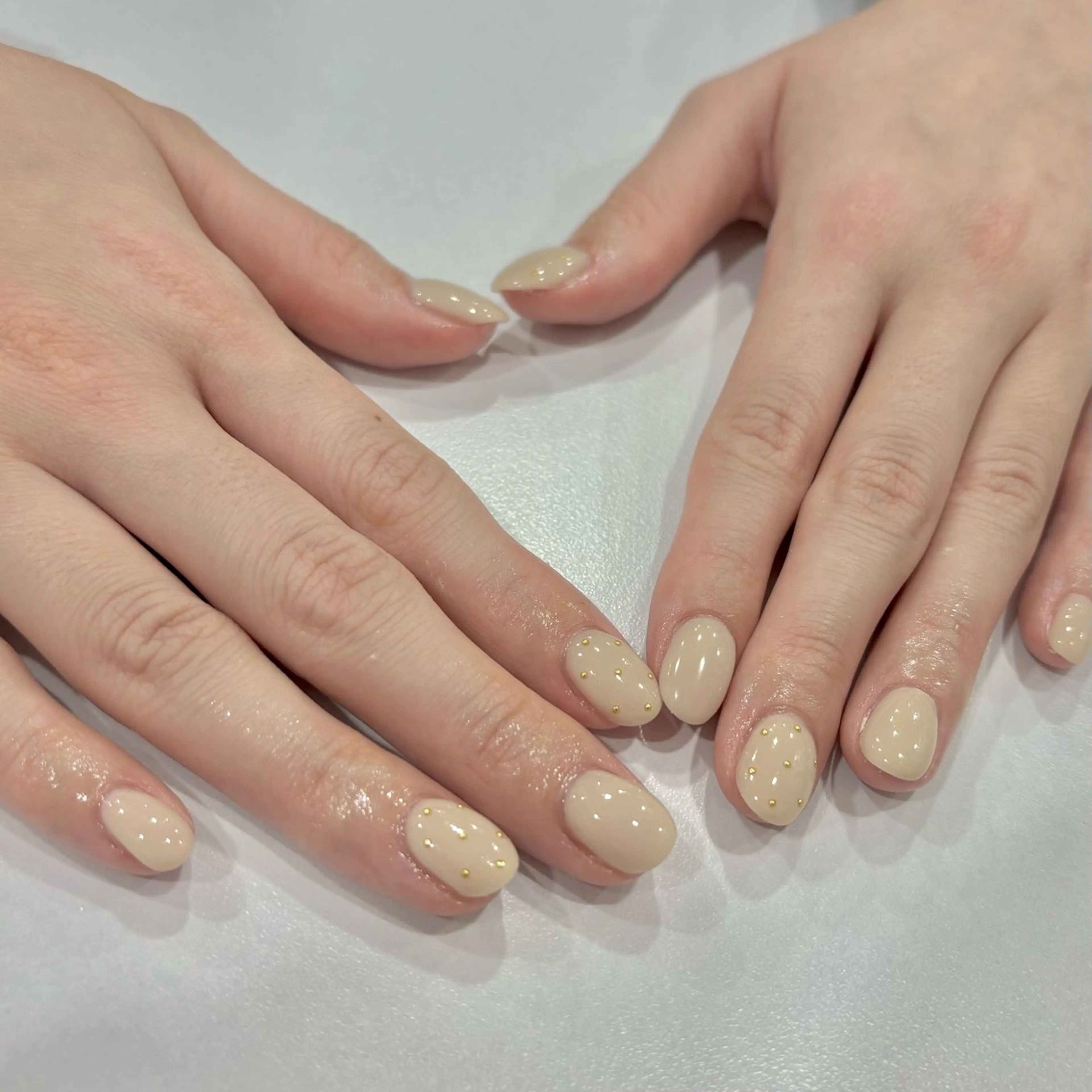 ネイル アートネイル オフィスネイル シンプルネイル アンリッシュ池袋 小泉のネイルデザイン