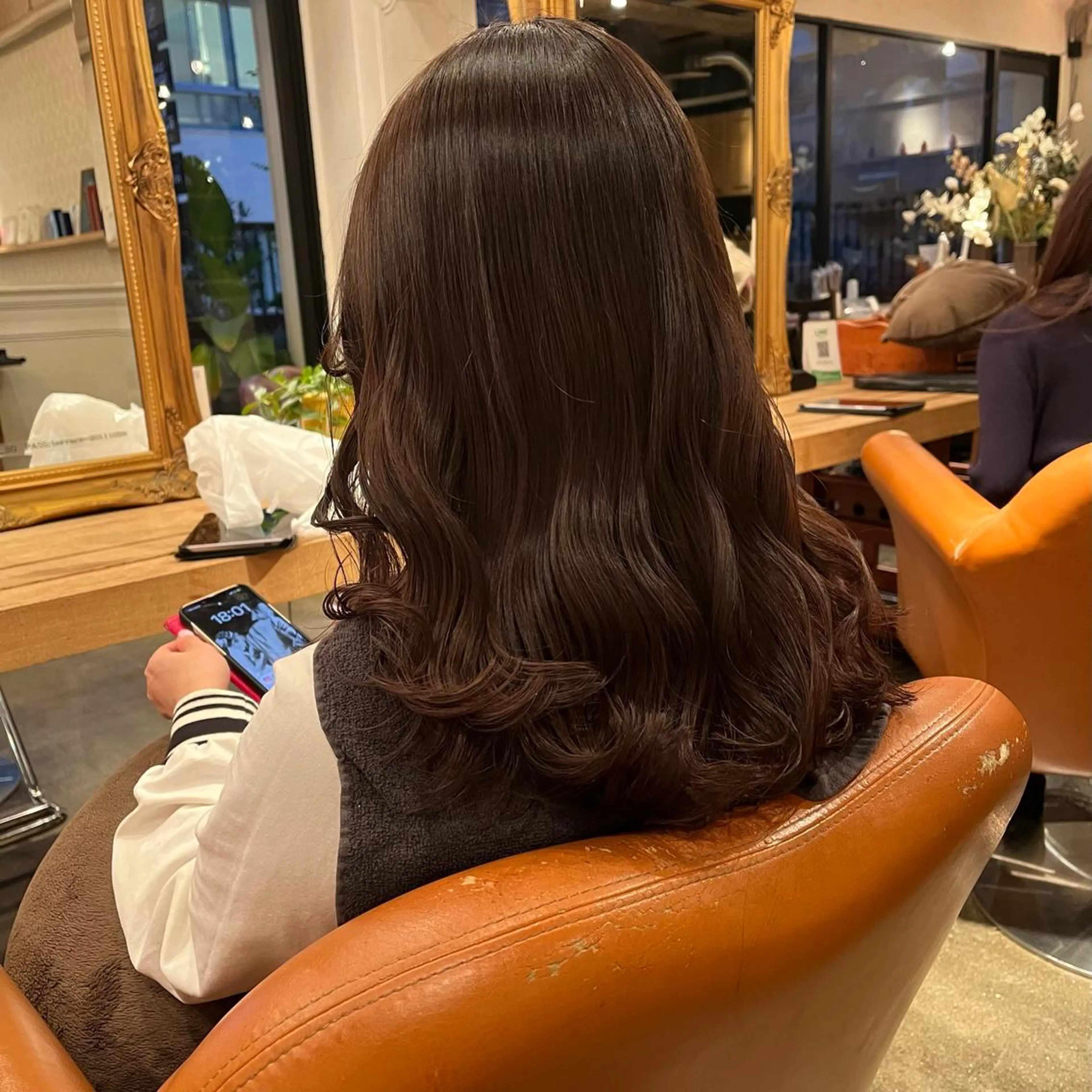 セミロング 髪質改善/shuki 韓国/代表取締役のヘアスタイル