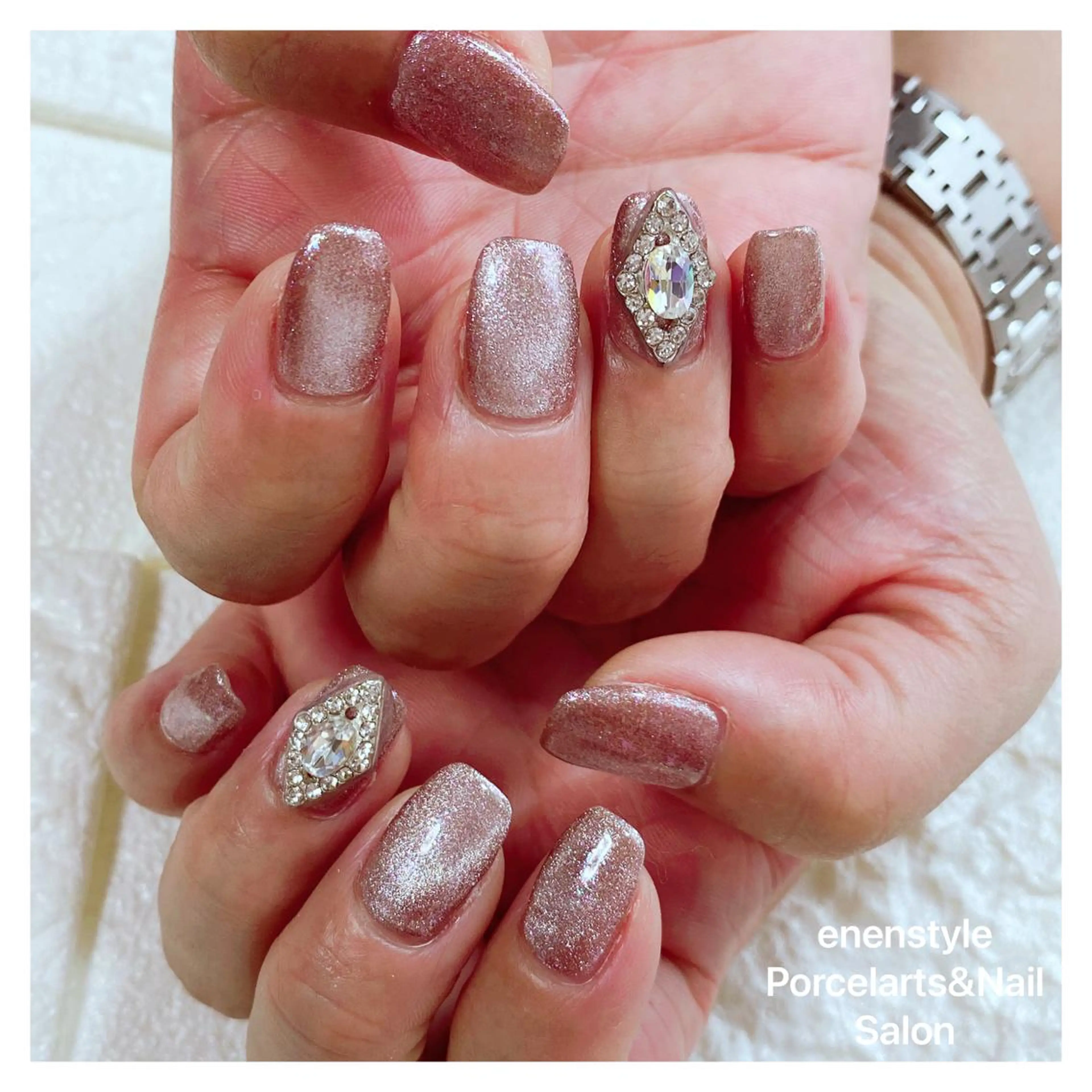 ミディアム ネイル ハンドネイル 👑enen style👑のネイルデザイン