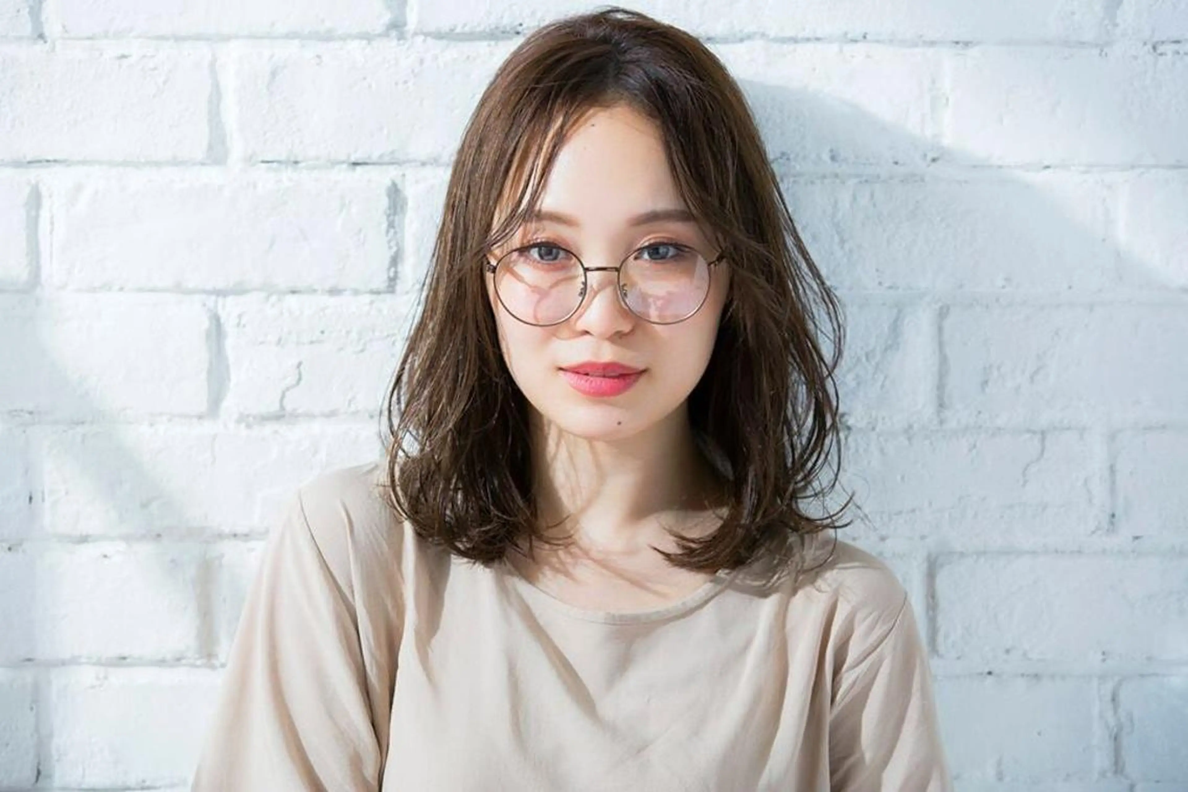 ミディアム カット ヘアカラー トリートメント 所渉/韓国レイヤー /ウルフカットのヘアスタイル