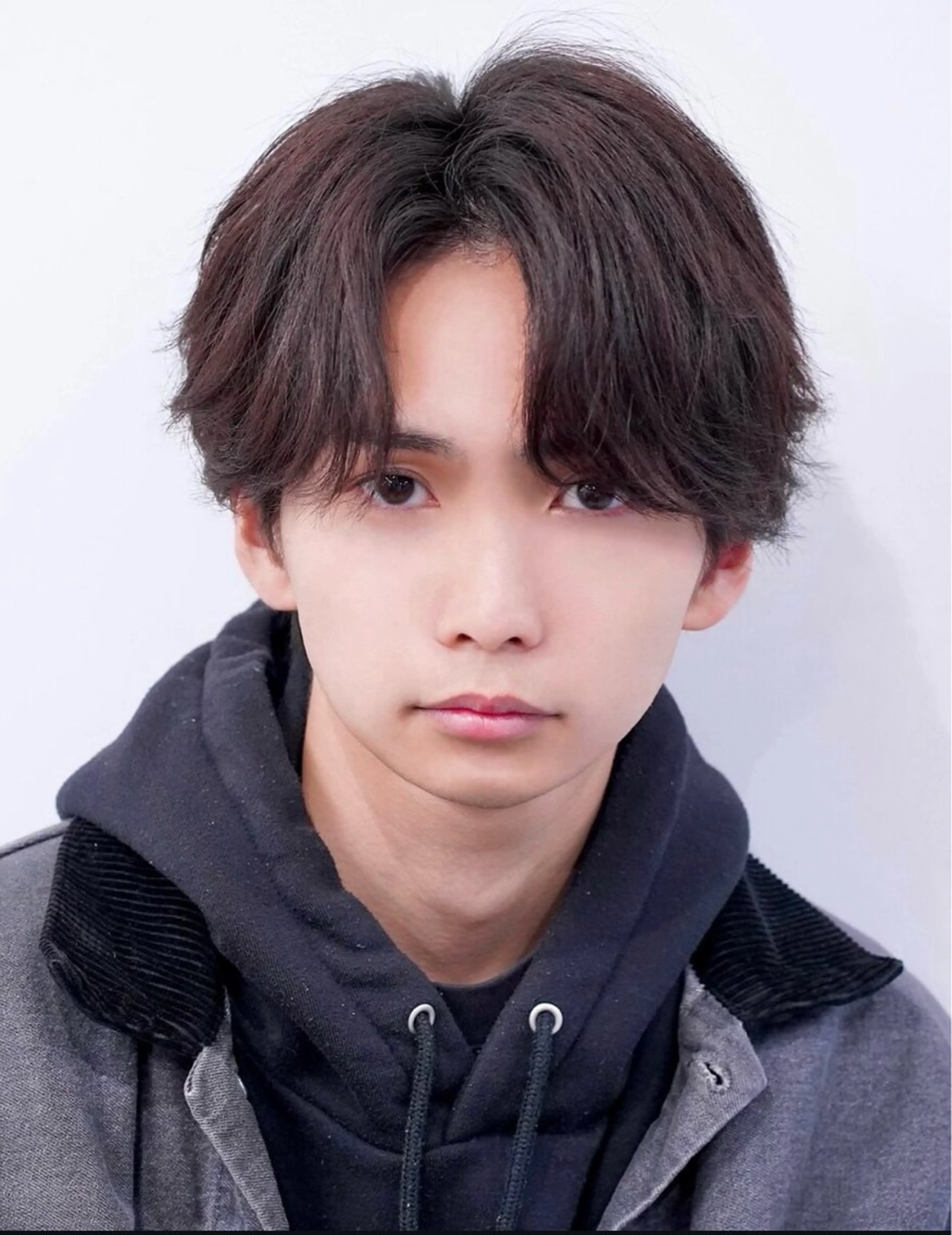 ショート Aura所属・丸山 心 / 艶カラーのヘアスタイル