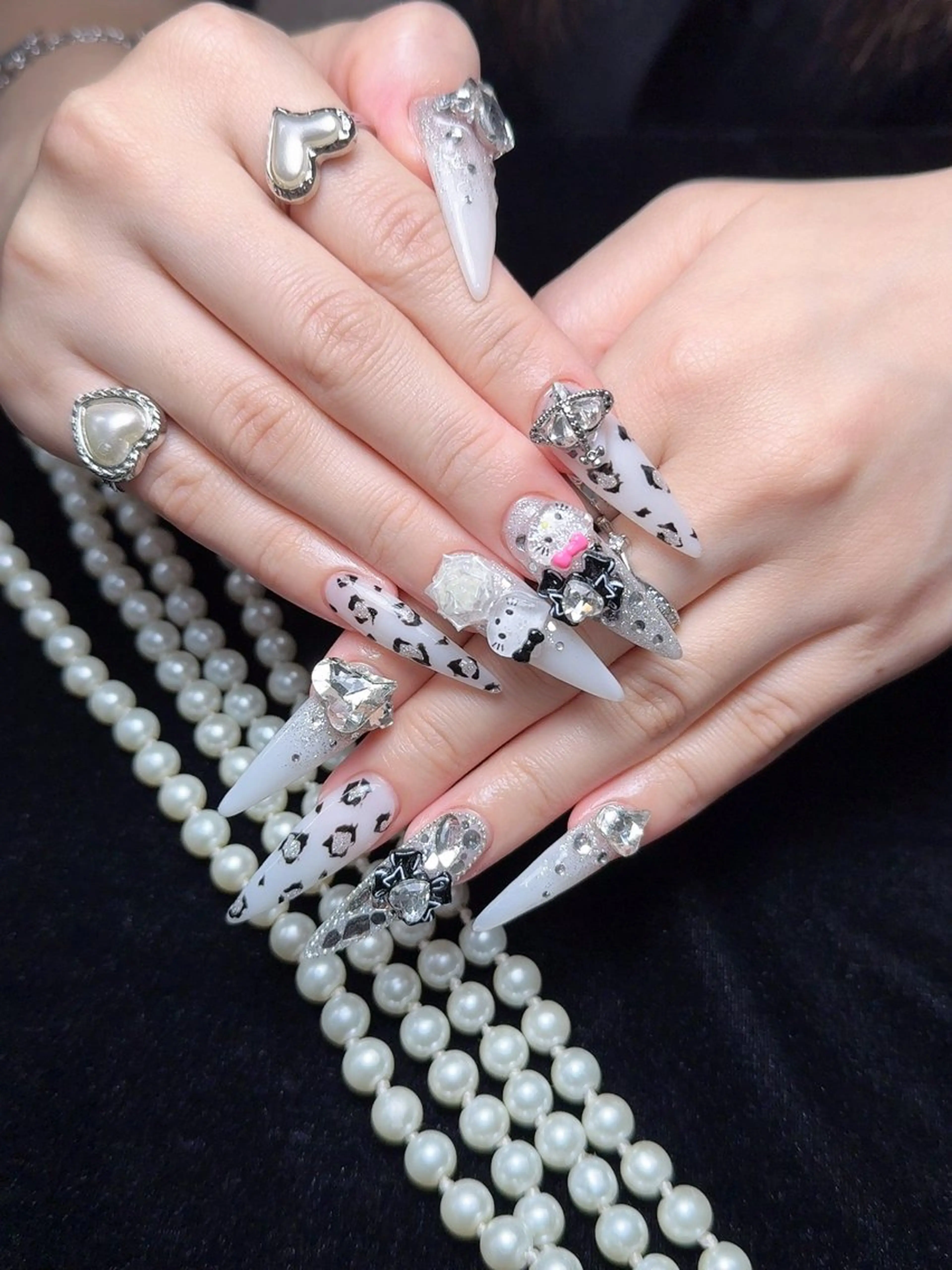 ネイル ハンドネイル ENsalon akiのネイルデザイン