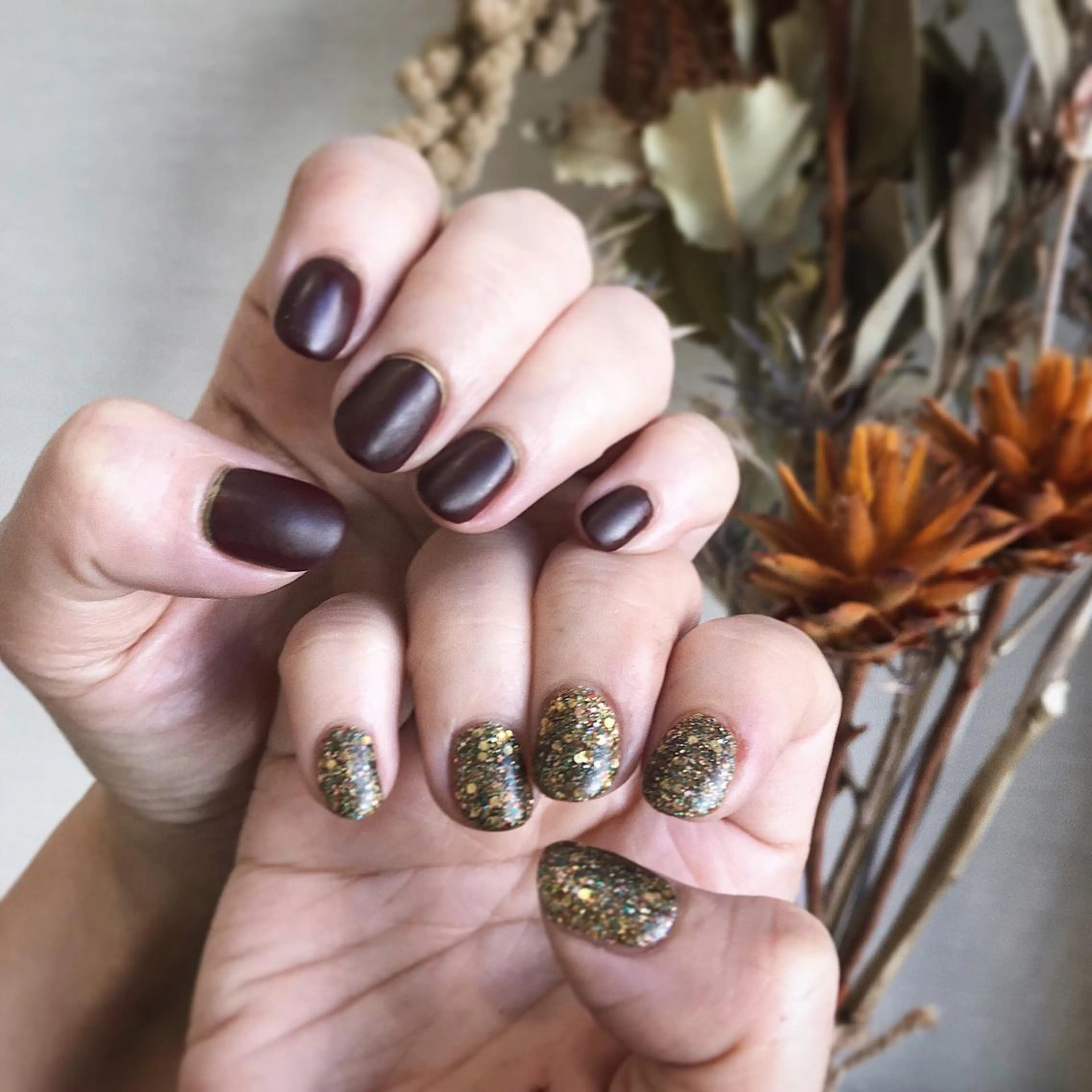 ネイル nail atelier AMBER所属・saori .の眉毛・アイブロウイメージ