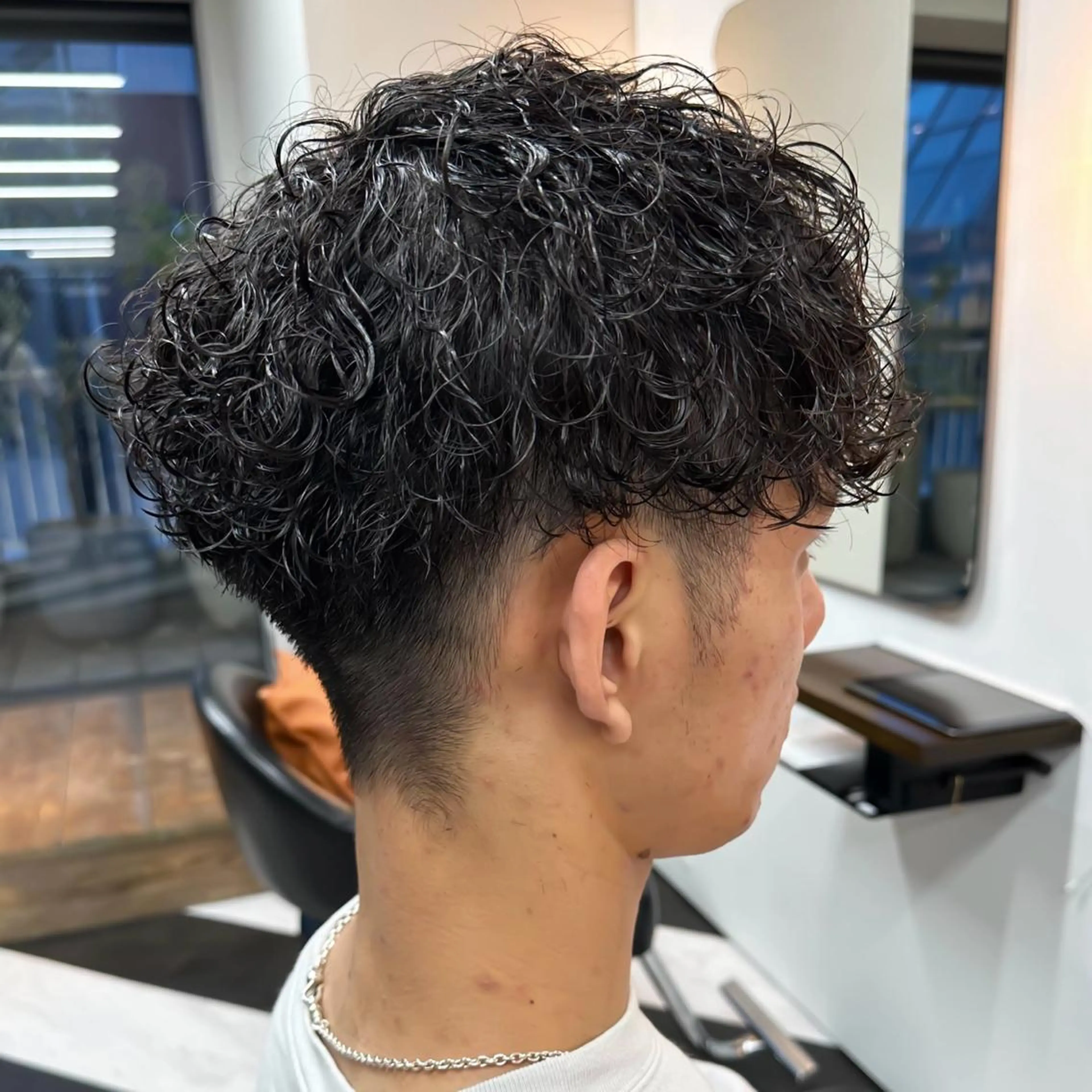 ショート パーマ メンズ 守屋 寿哉のヘアスタイル