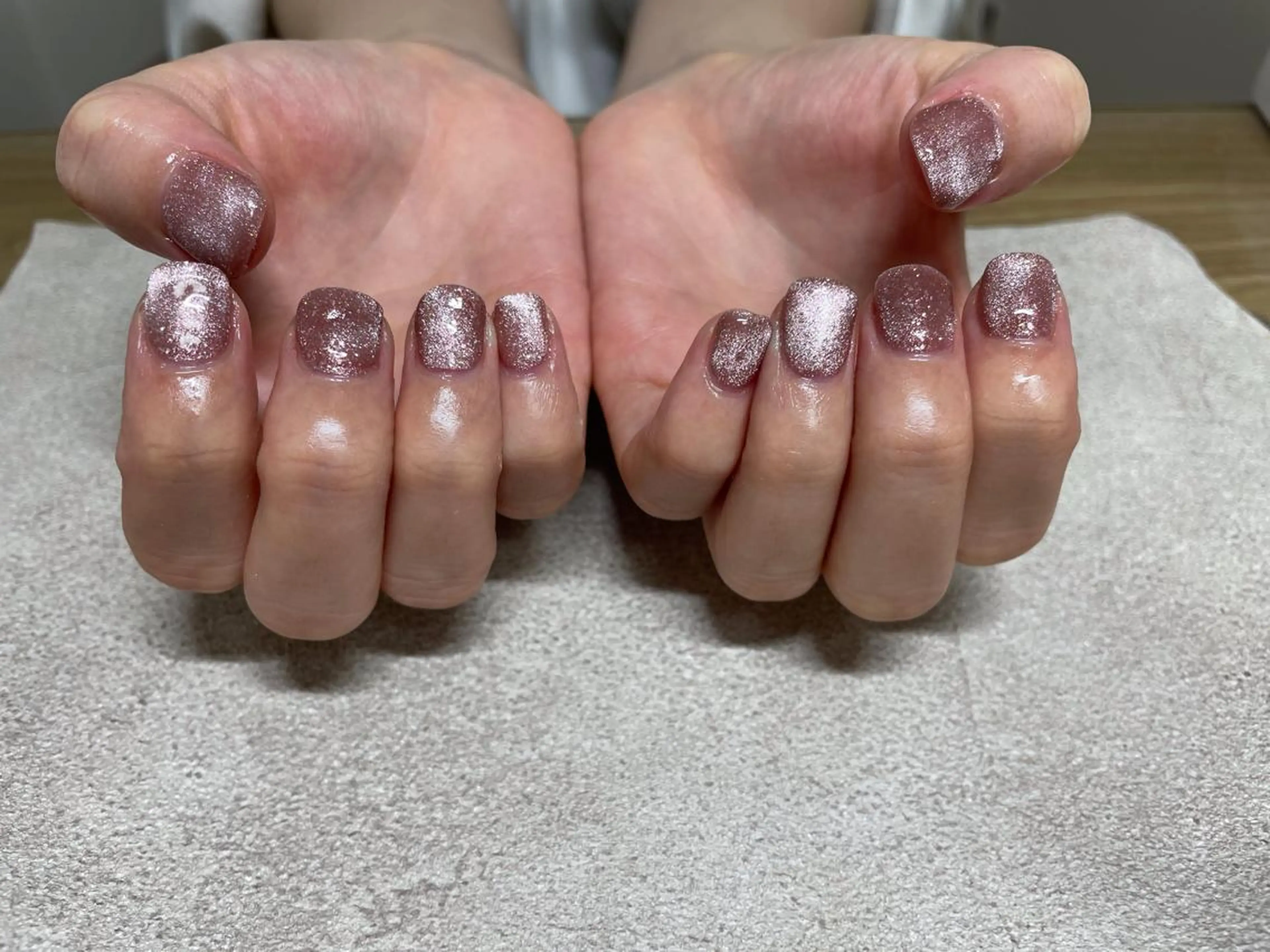 ネイル マグネットネイル ピンク ハンドネイル Mogu nail 二子玉川のネイルデザイン