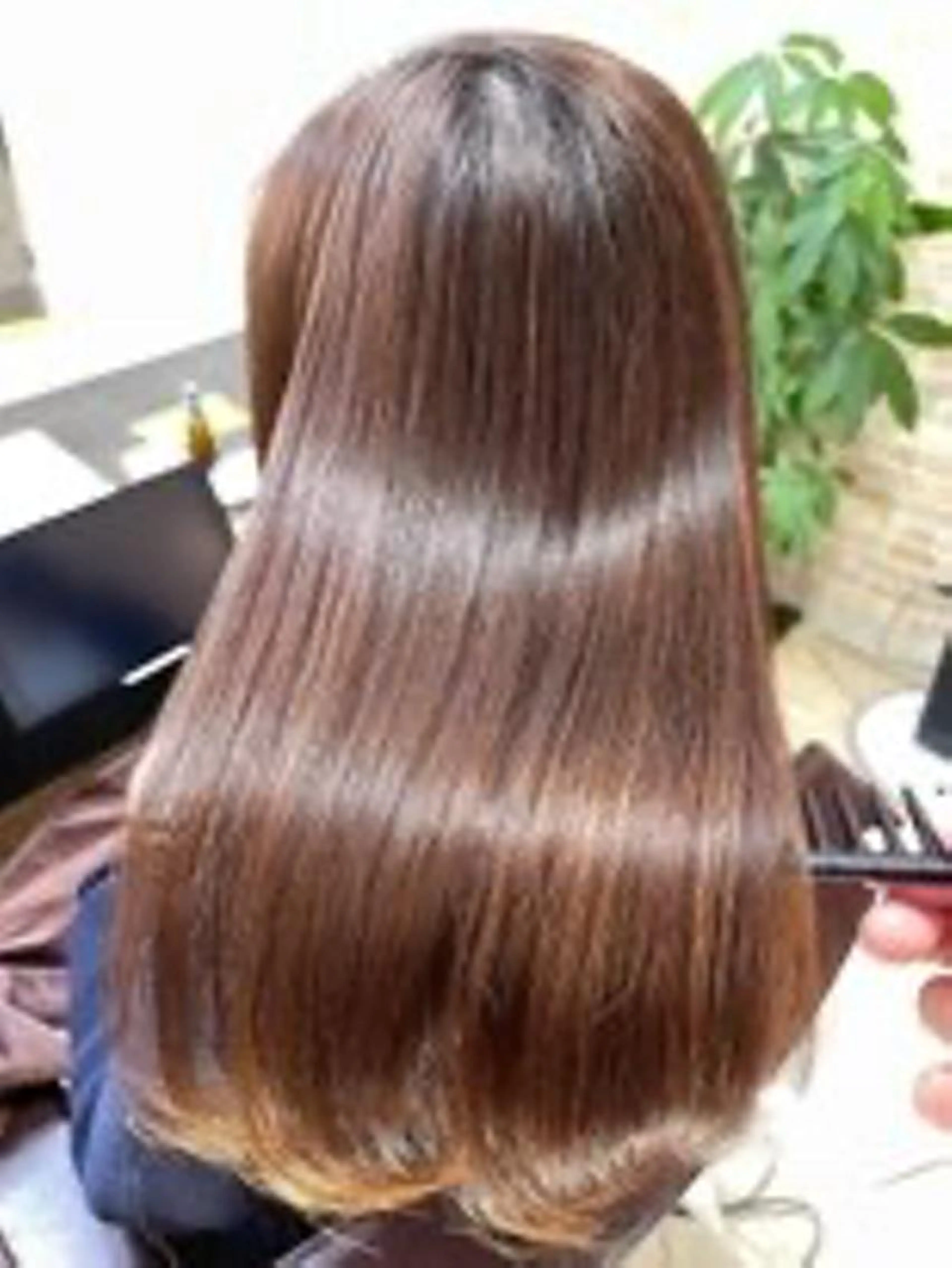 【ブリーチ無しで明るい髪を楽しみたい方限定‼︎】トーンアップカラー(シャンプー&ブロー込)2stepトリートメント付きの写真