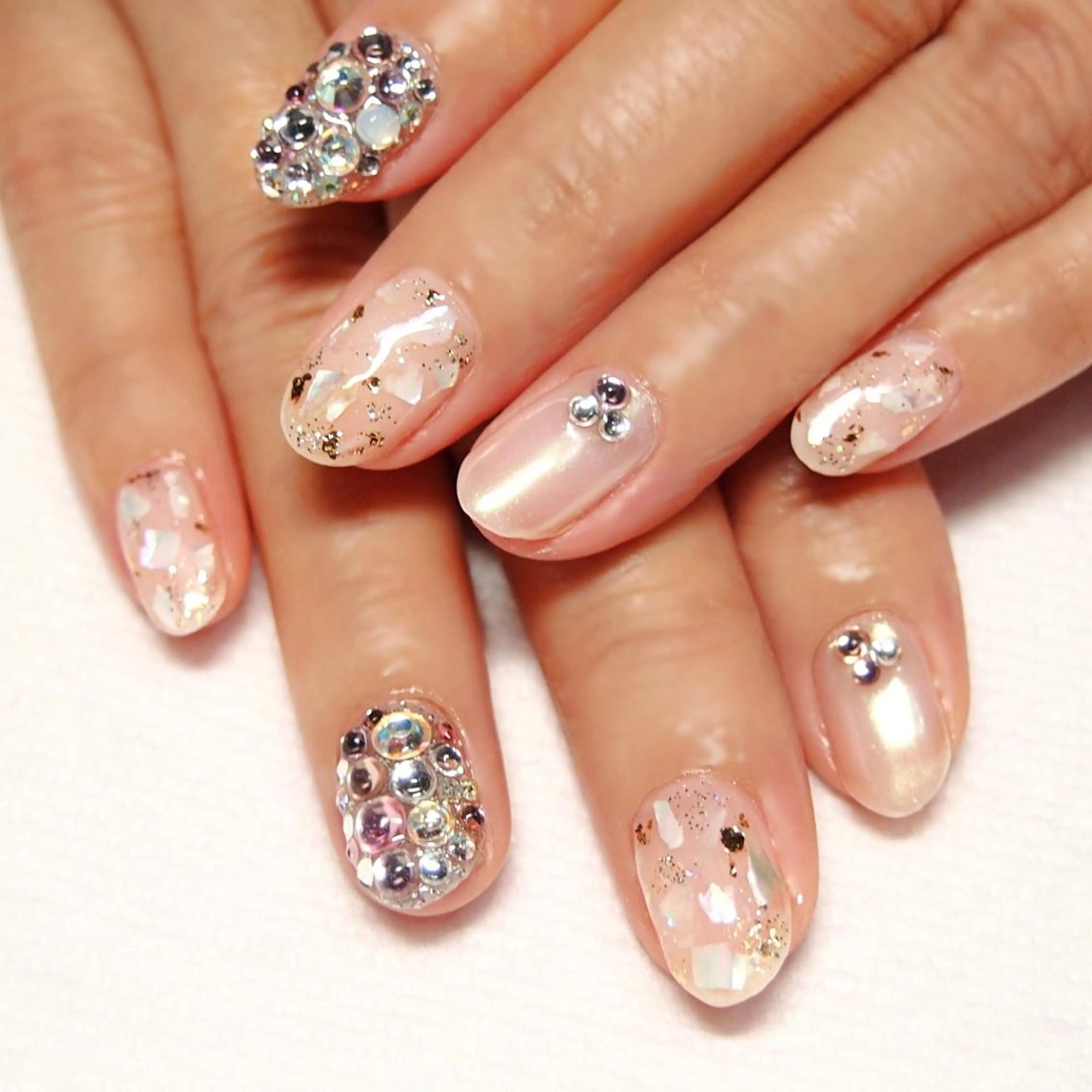 ネイル 山田 麻衣のネイルデザイン