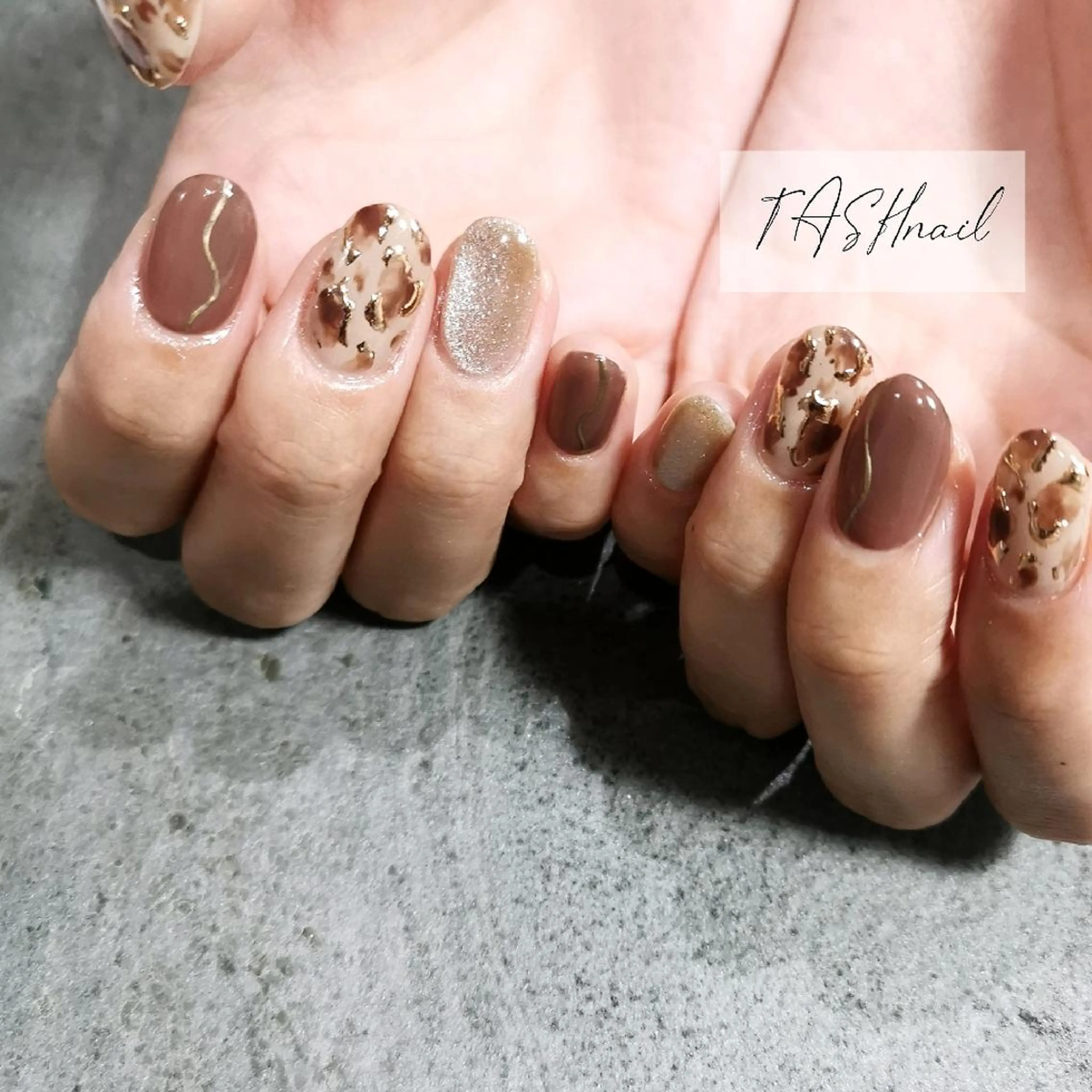 ネイル TASH nailのネイルデザイン