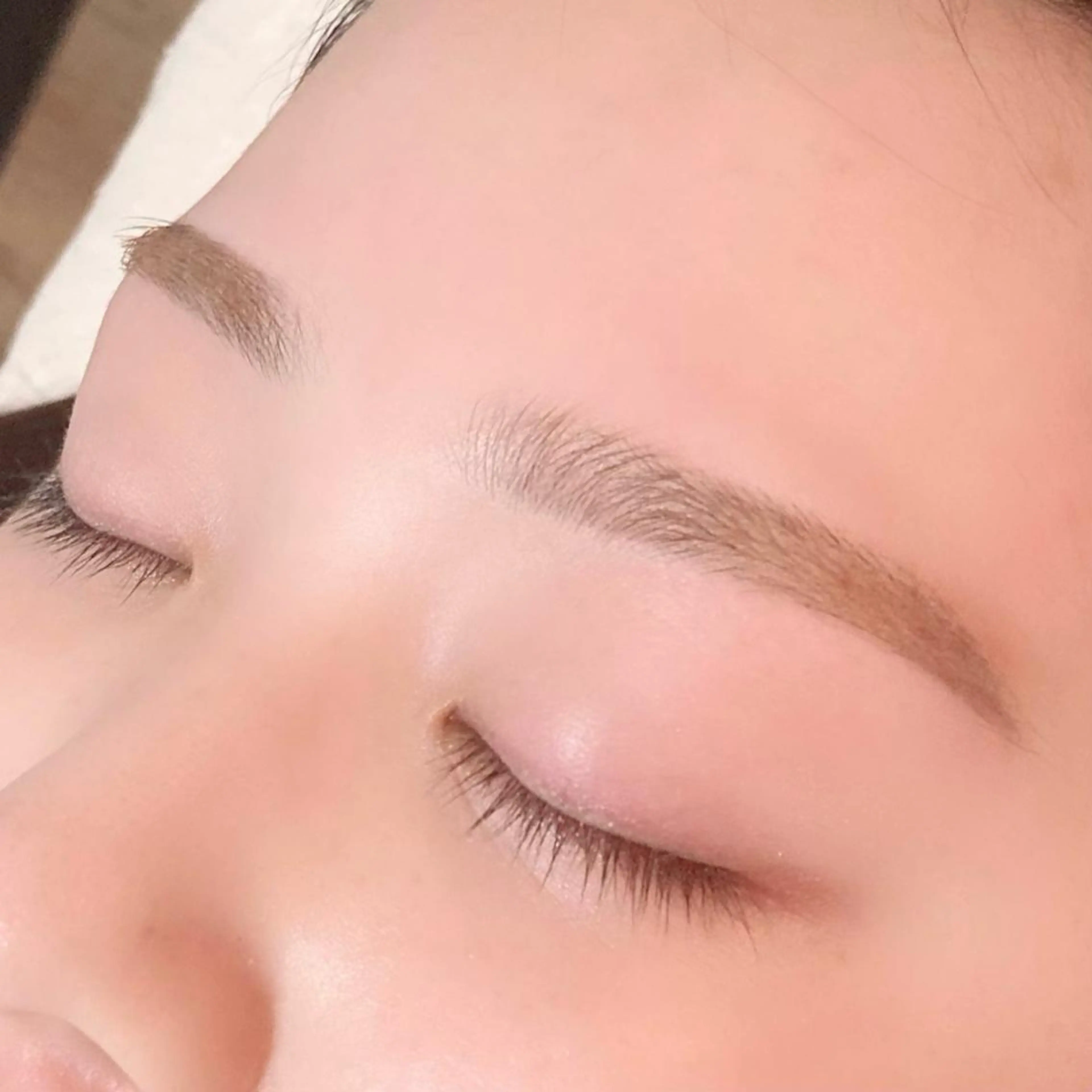 アイブロウ 眉毛ワックス脱毛 mignon /栄のエステ・リラクイメージ