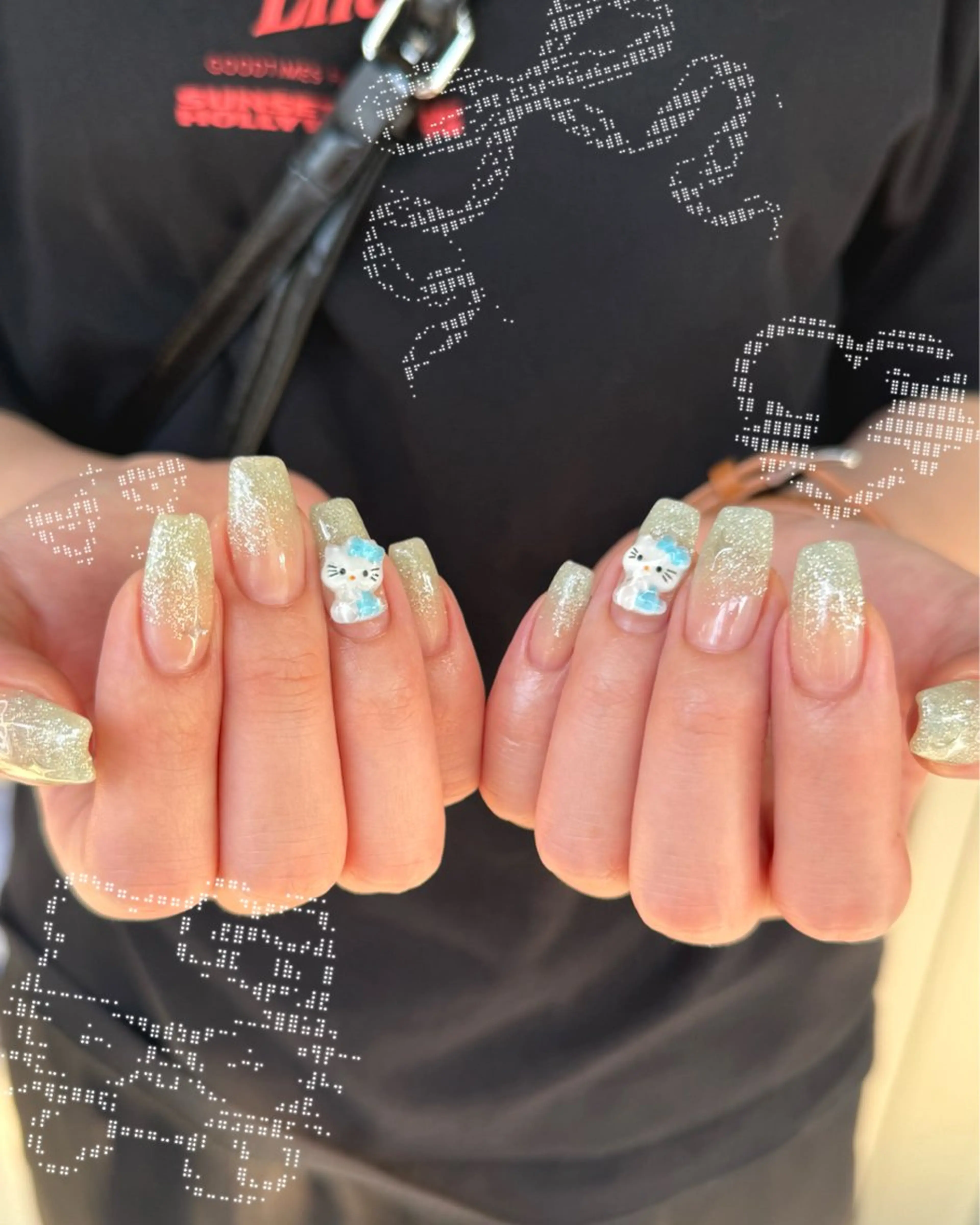 ネイル キラキラネイル ハンドネイル nalu🐚 京橋｜Rommyのネイルデザイン