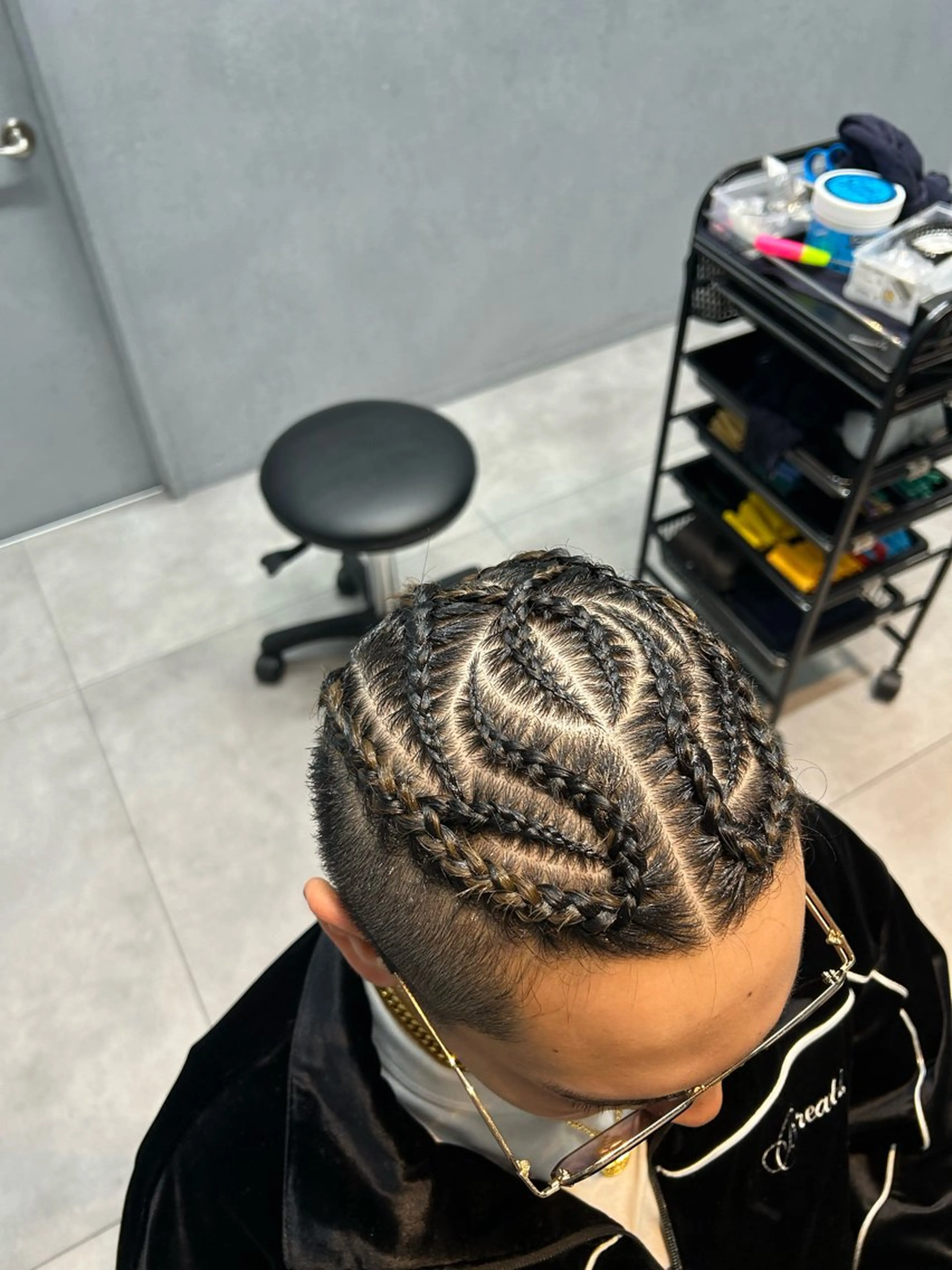 ショート ヘアアレンジ メンズ お団子ヘア ブラックヘア🧜‍♂ 😈itsuki👿のヘアスタイル