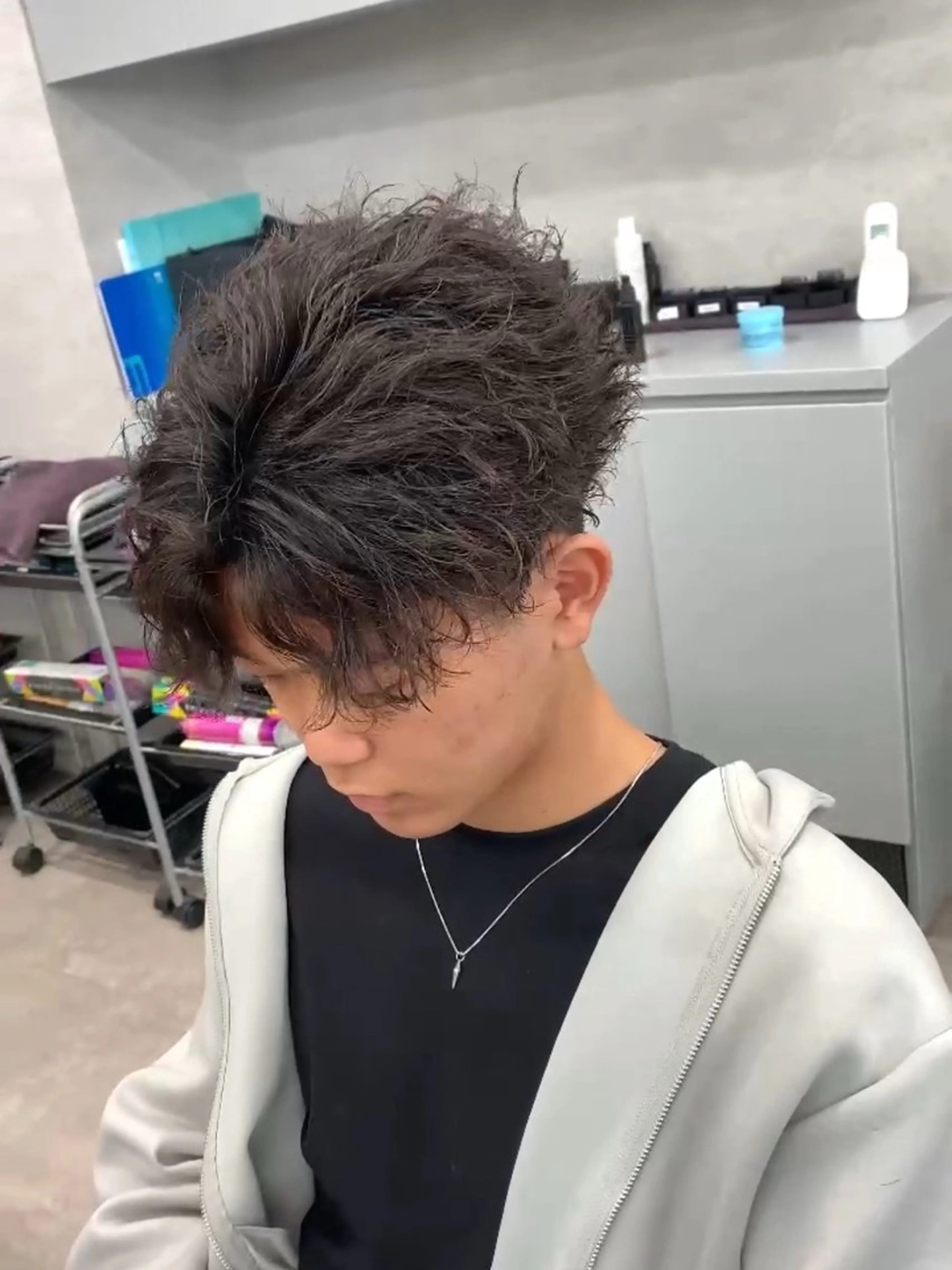 ヘアアレンジ メンズ フェザーオーダー Ｎｏ．1美容師のヘアスタイル