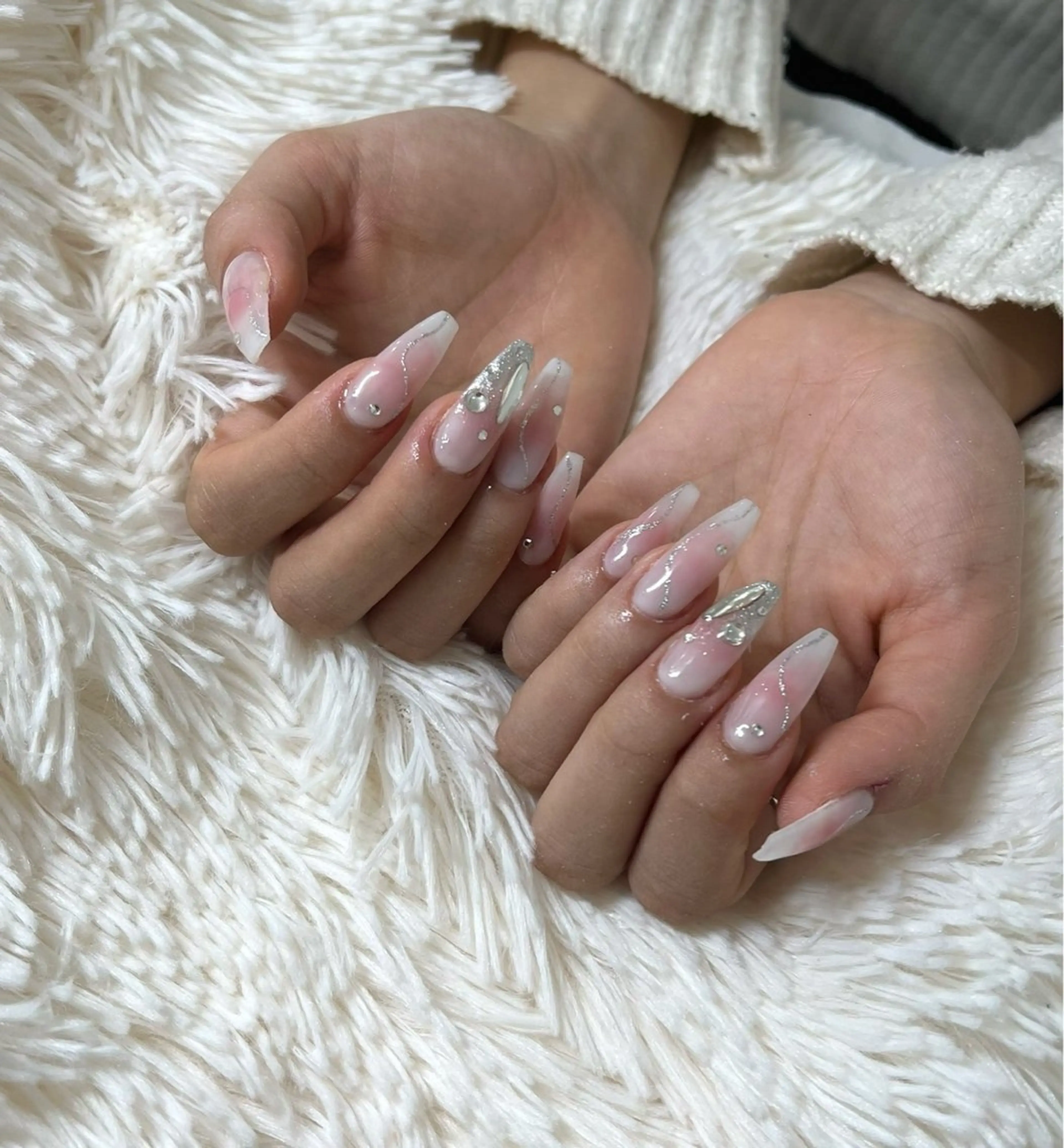 ネイル PEEKABOO京橋 EYE&NAILのマツエク・マツパデザイン