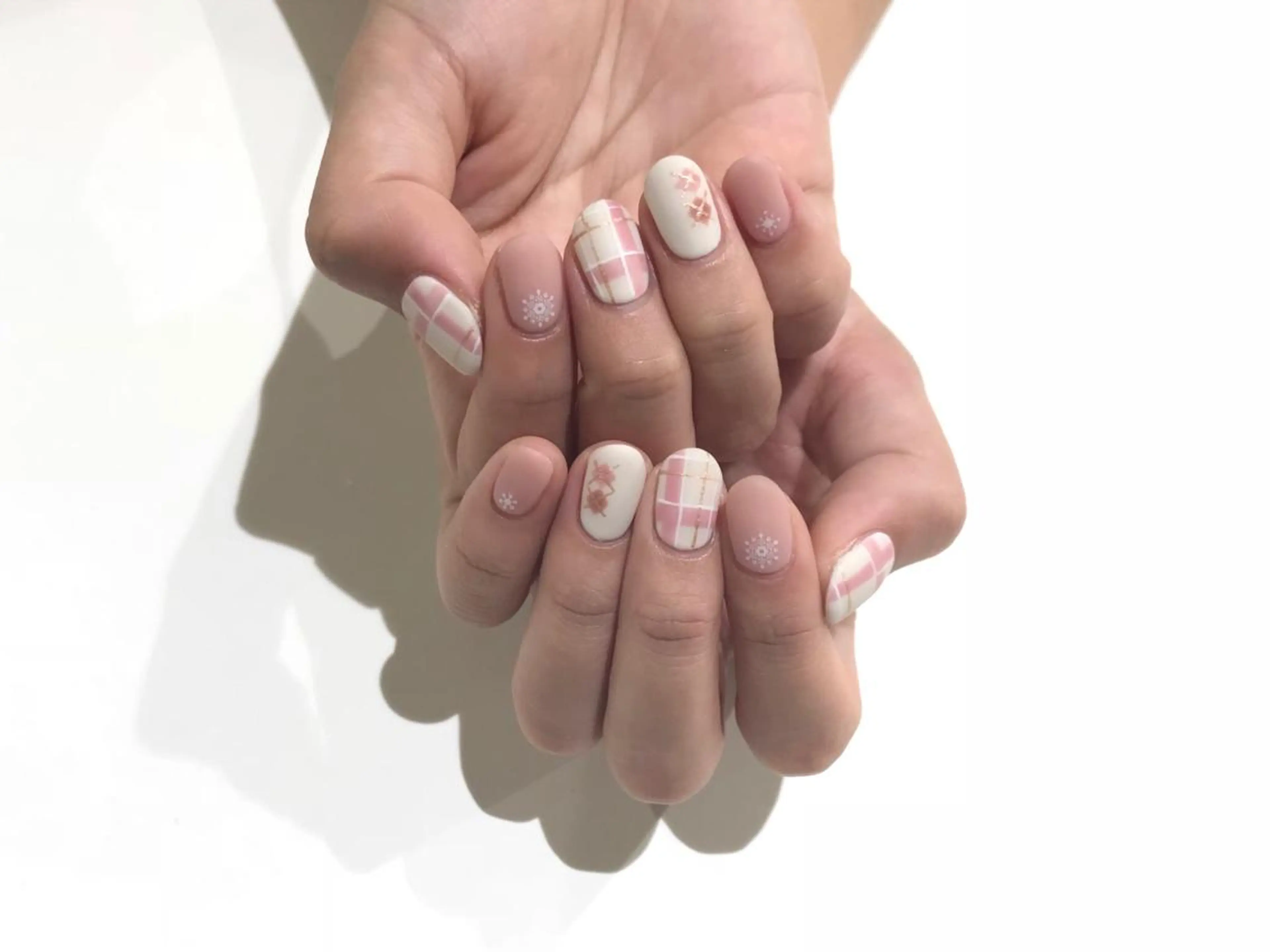 ネイル 舞田 苑香のネイルデザイン