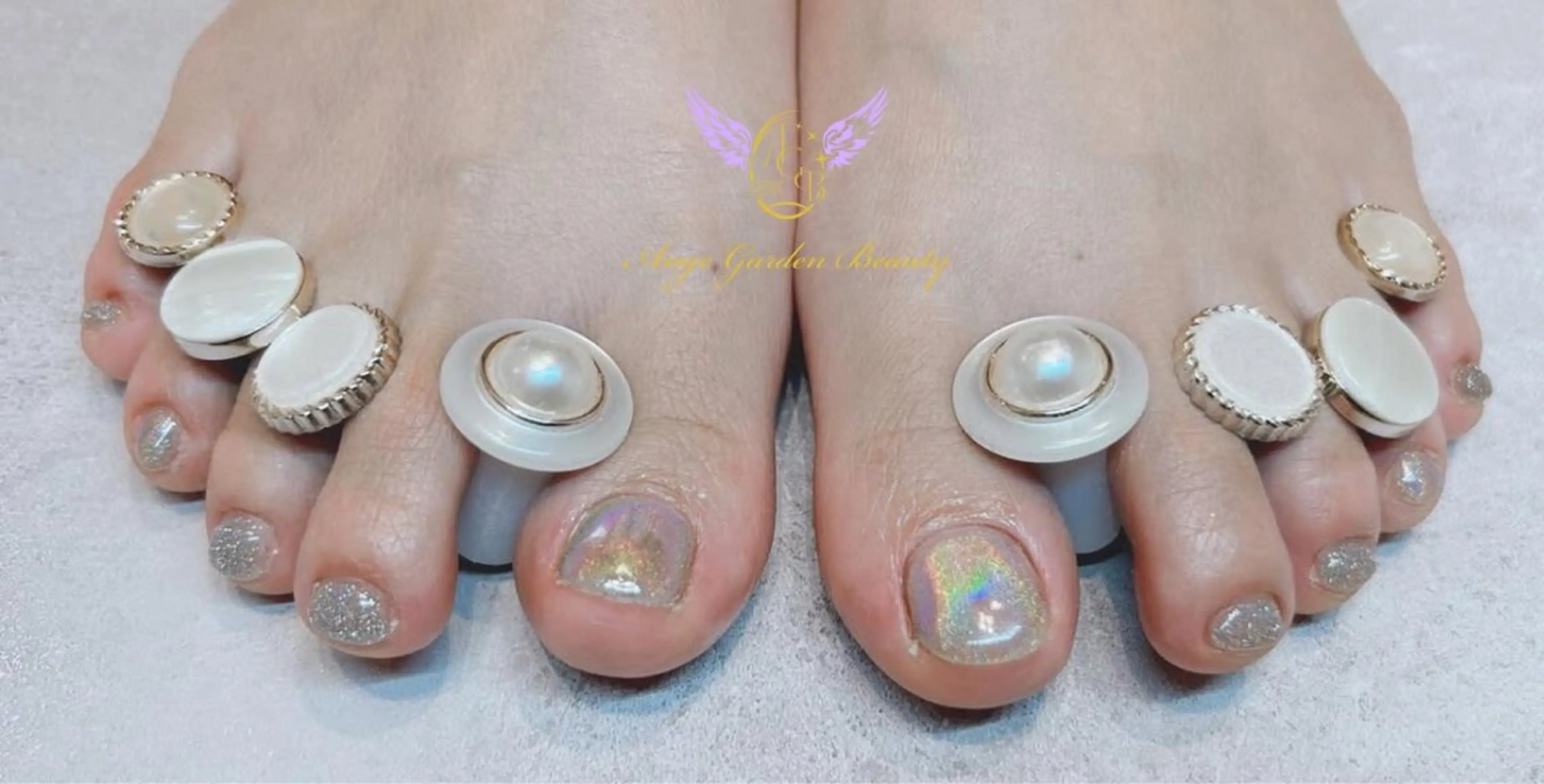 ネイル オーロラネイル フラッシュネイル ミラーネイル フットネイル AngeGarden Beautymihoのネイルデザイン